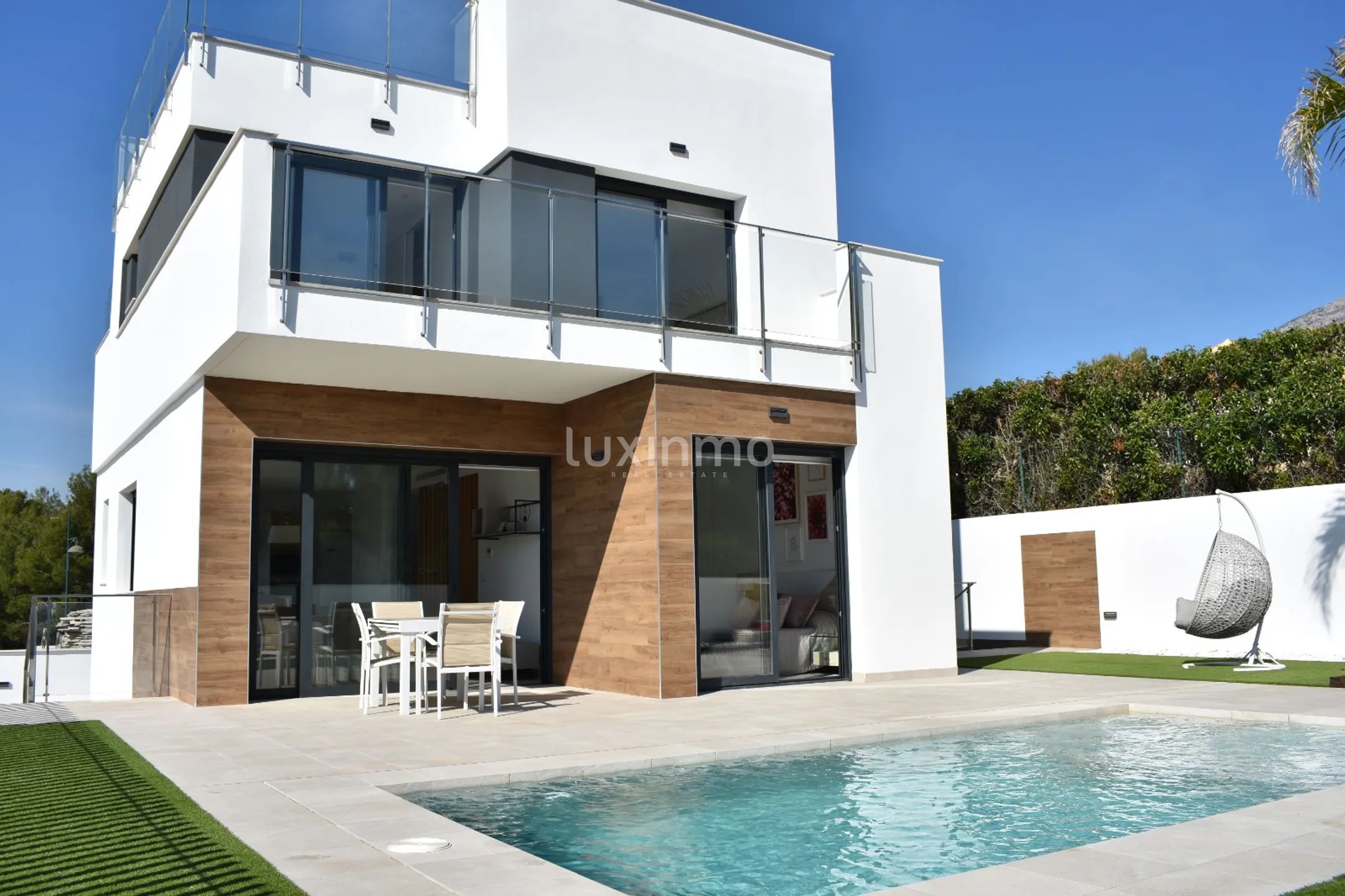 Modern Townhouse in Coloma — photo 26