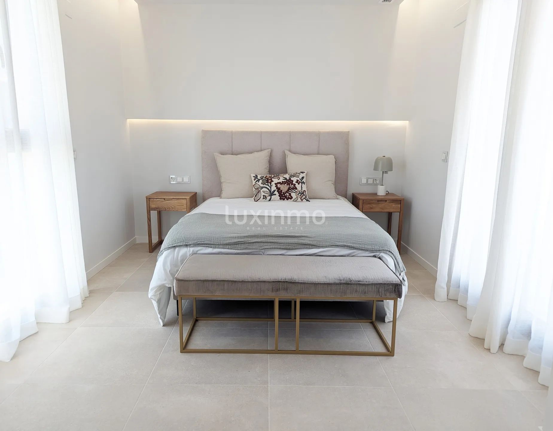 Modern Apartment in Les Marines-Deveses — photo 11
