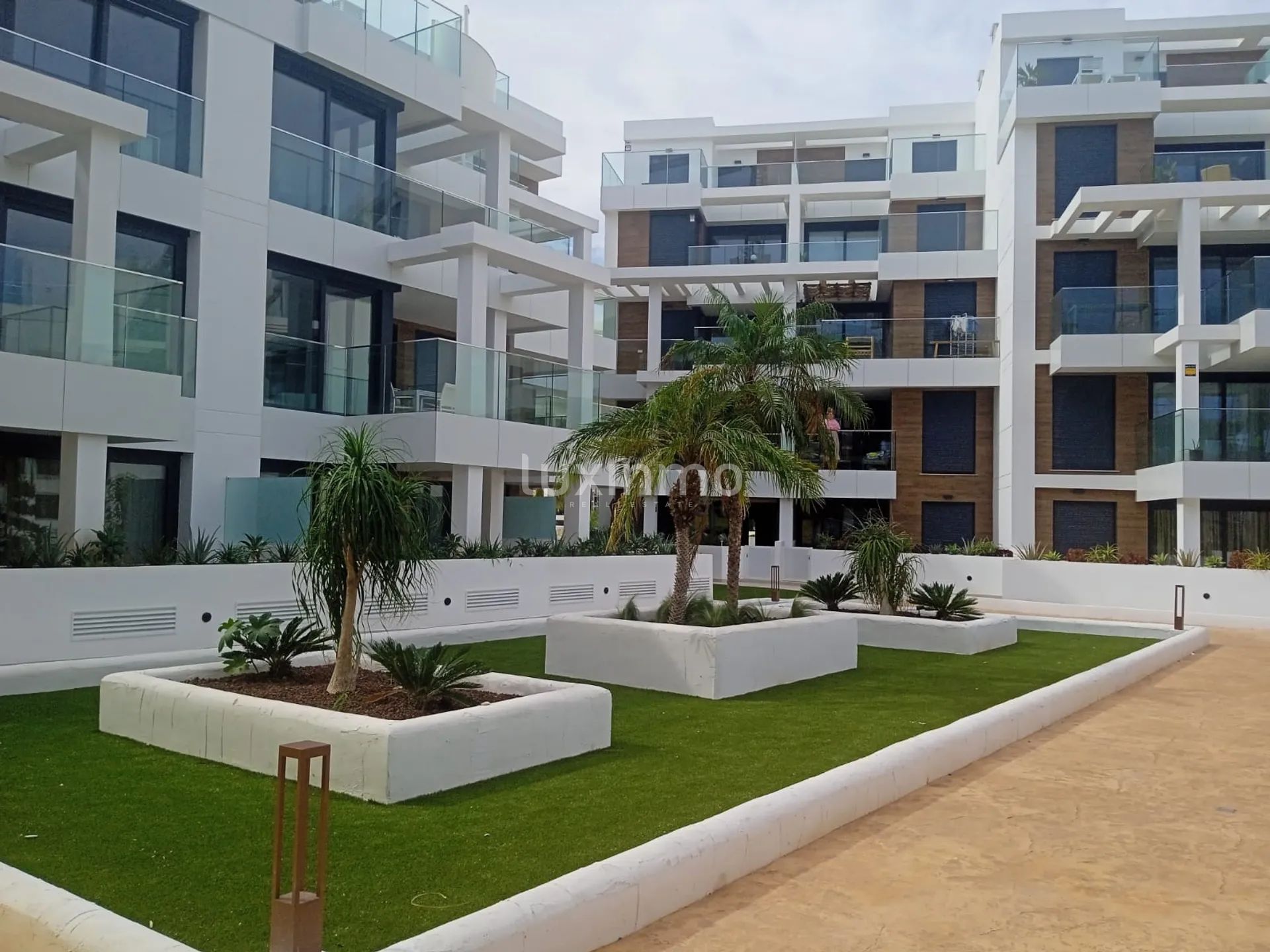 Modern Apartment in Les Marines-Deveses — photo 7