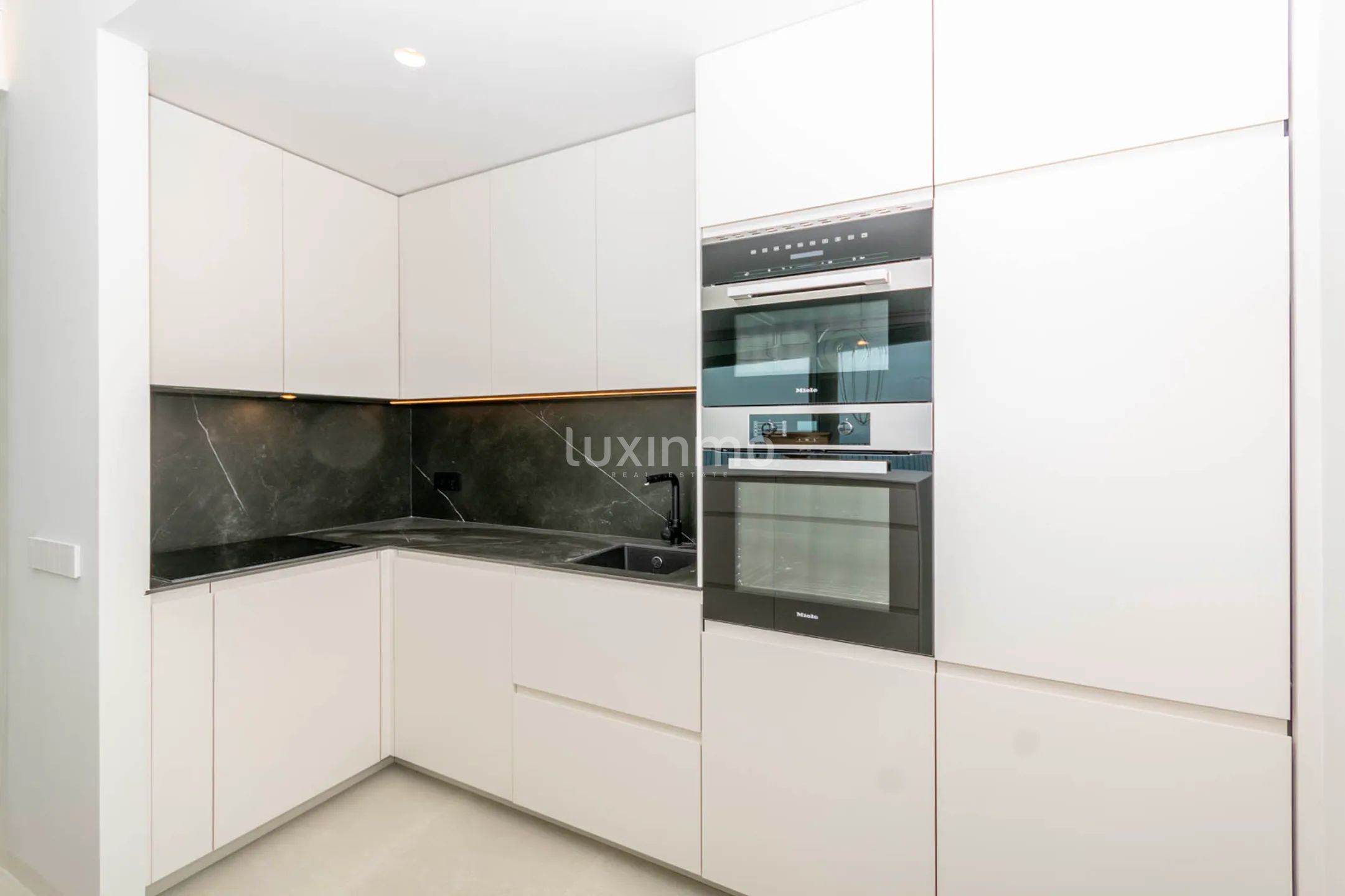 New development in Arenal-Bol Beach, Calpe, Costa Blanca — photo 4