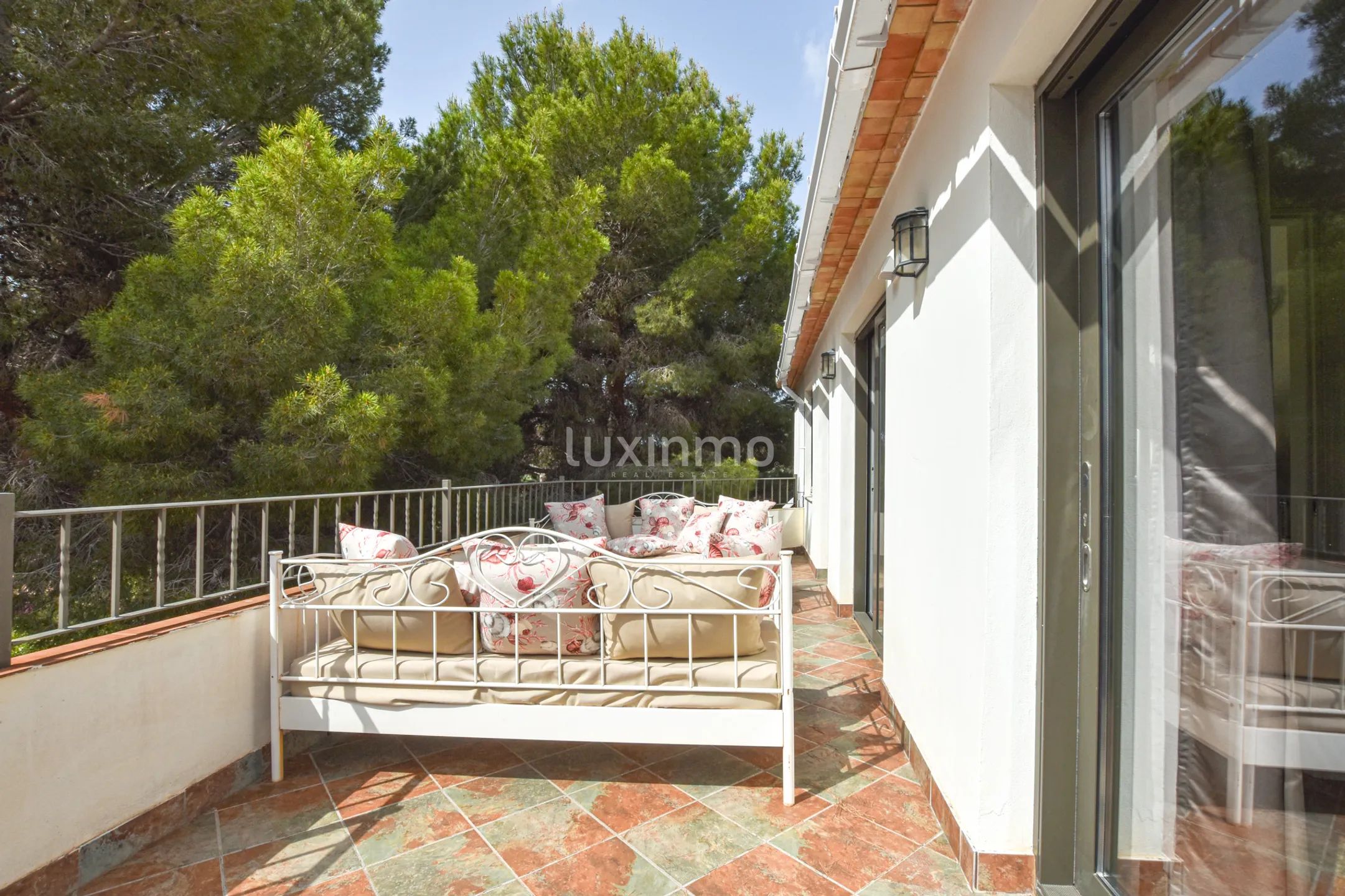 Villa for long term rent in Moraira — photo 32