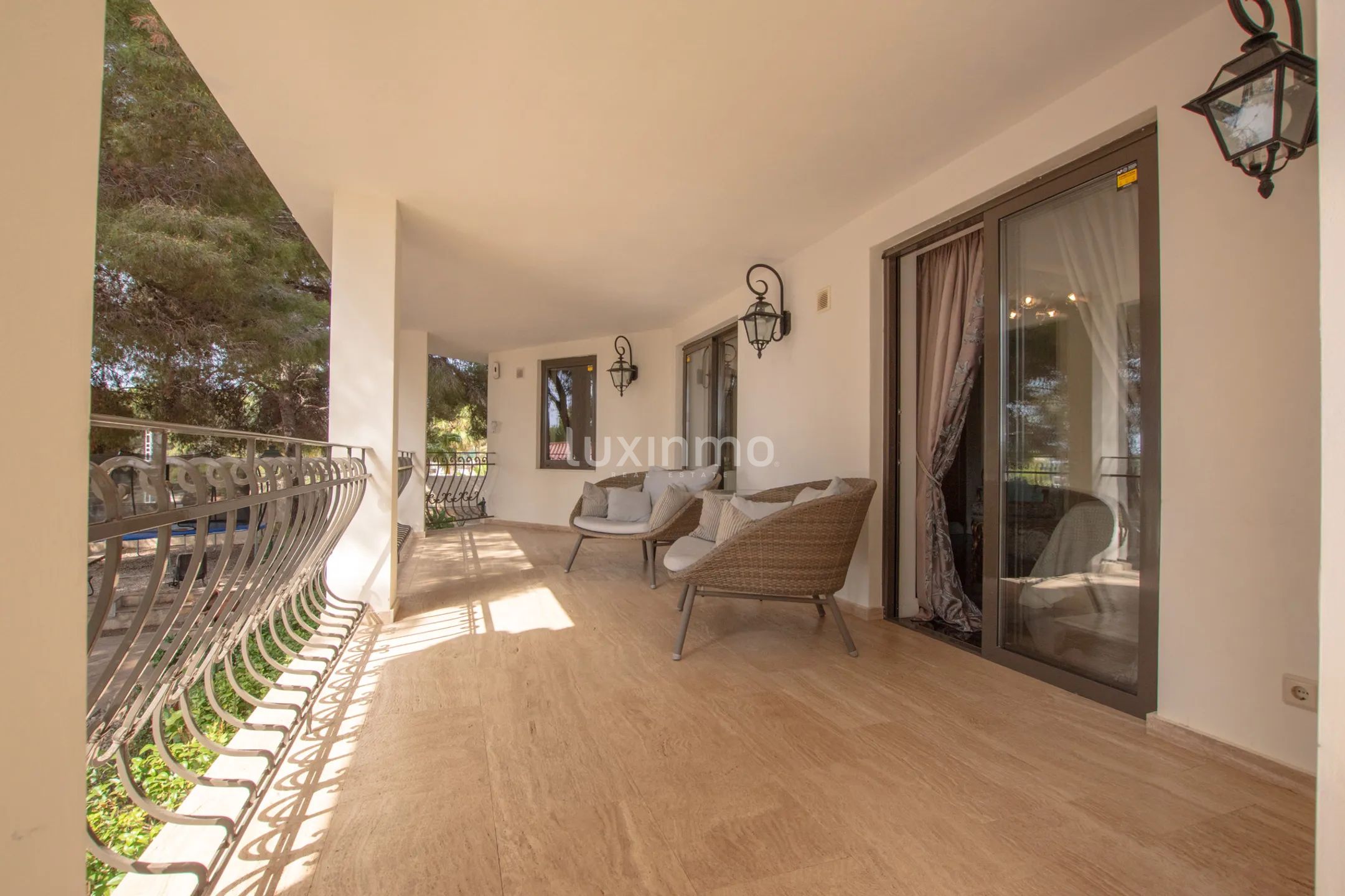 Villa for long term rent in Moraira — photo 24