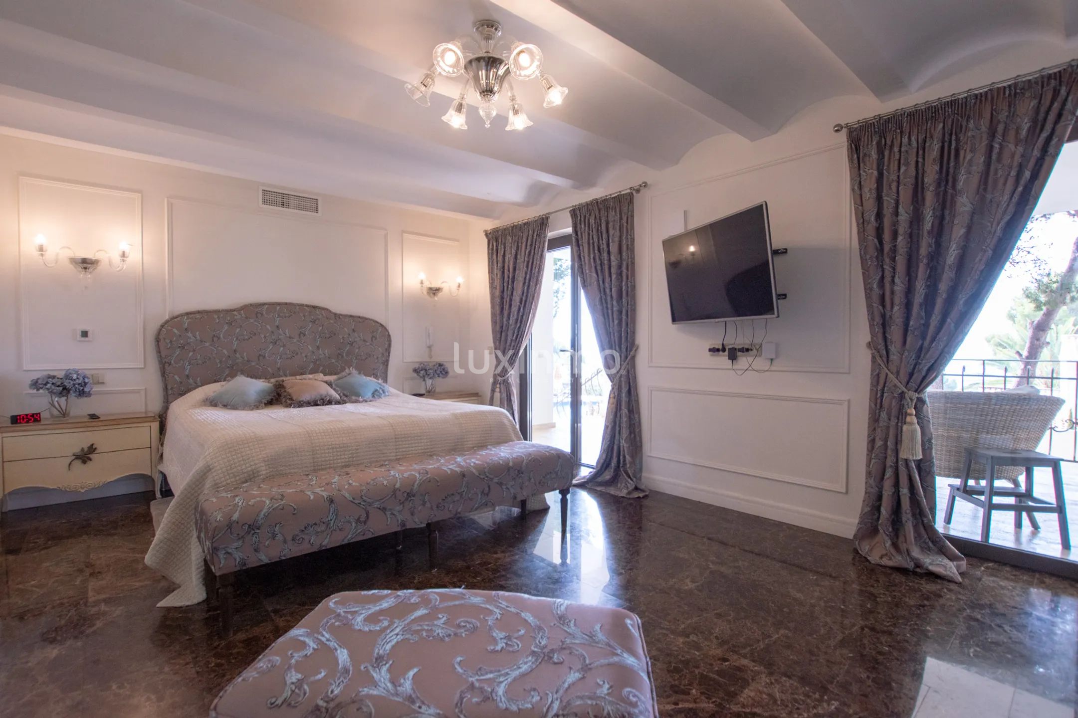 Villa for long term rent in Moraira — photo 22