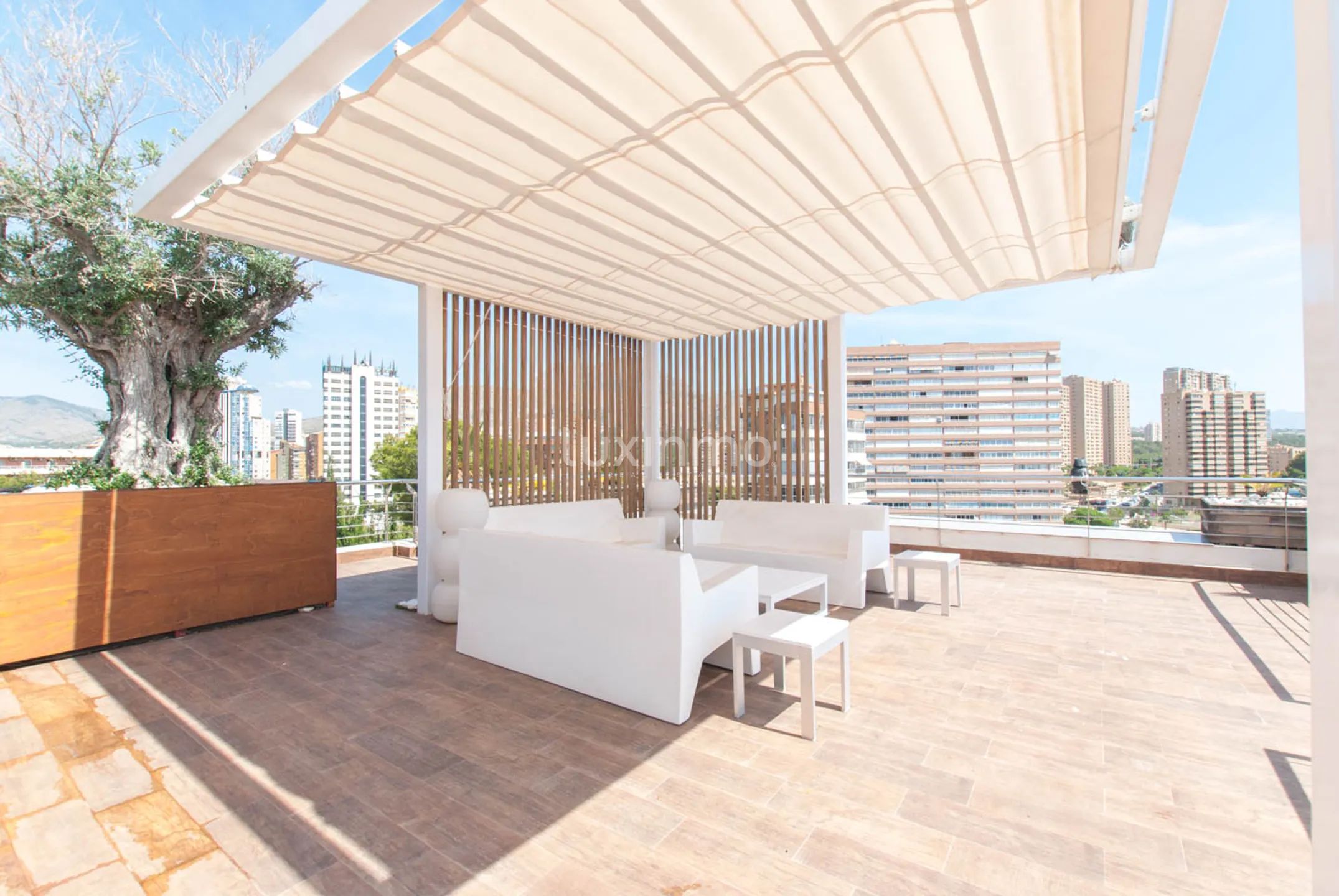Se Аlquila un ático de lujo con vistas al mar en Benidorm — photo 6