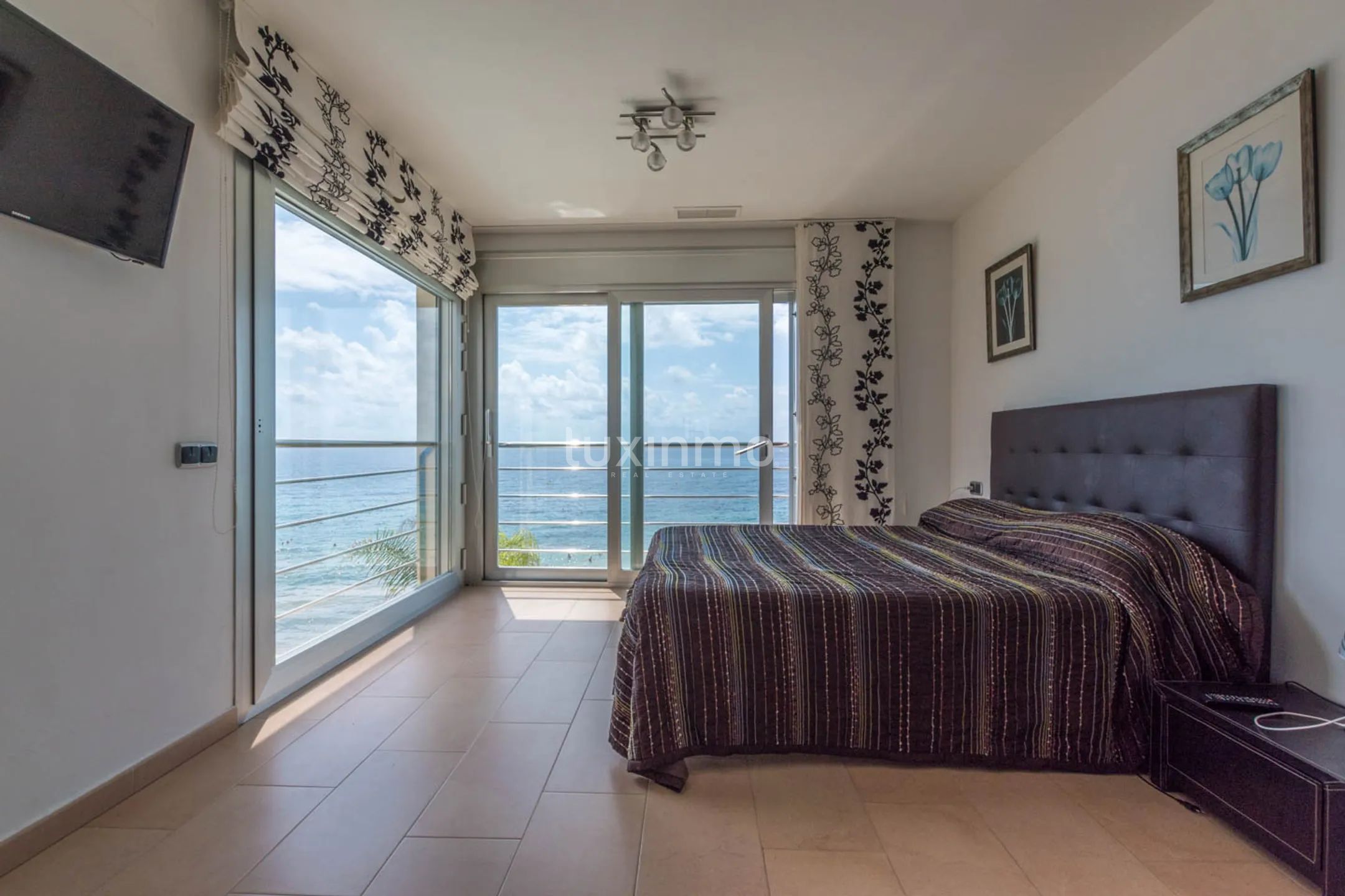 Chalet en primera línea de playa en alquiler en Calpe — photo 26