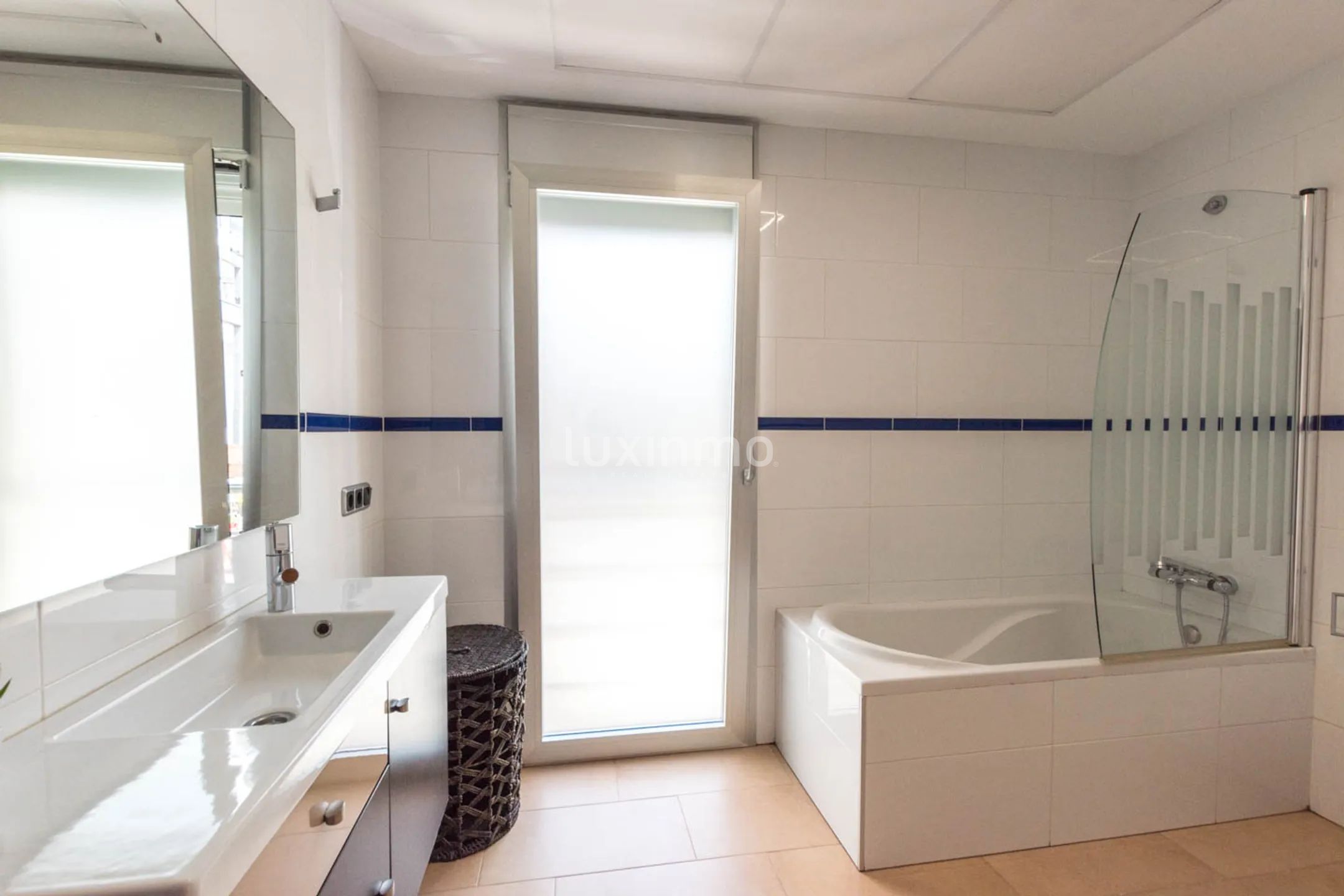 Chalet en primera línea de playa en alquiler en Calpe — photo 30