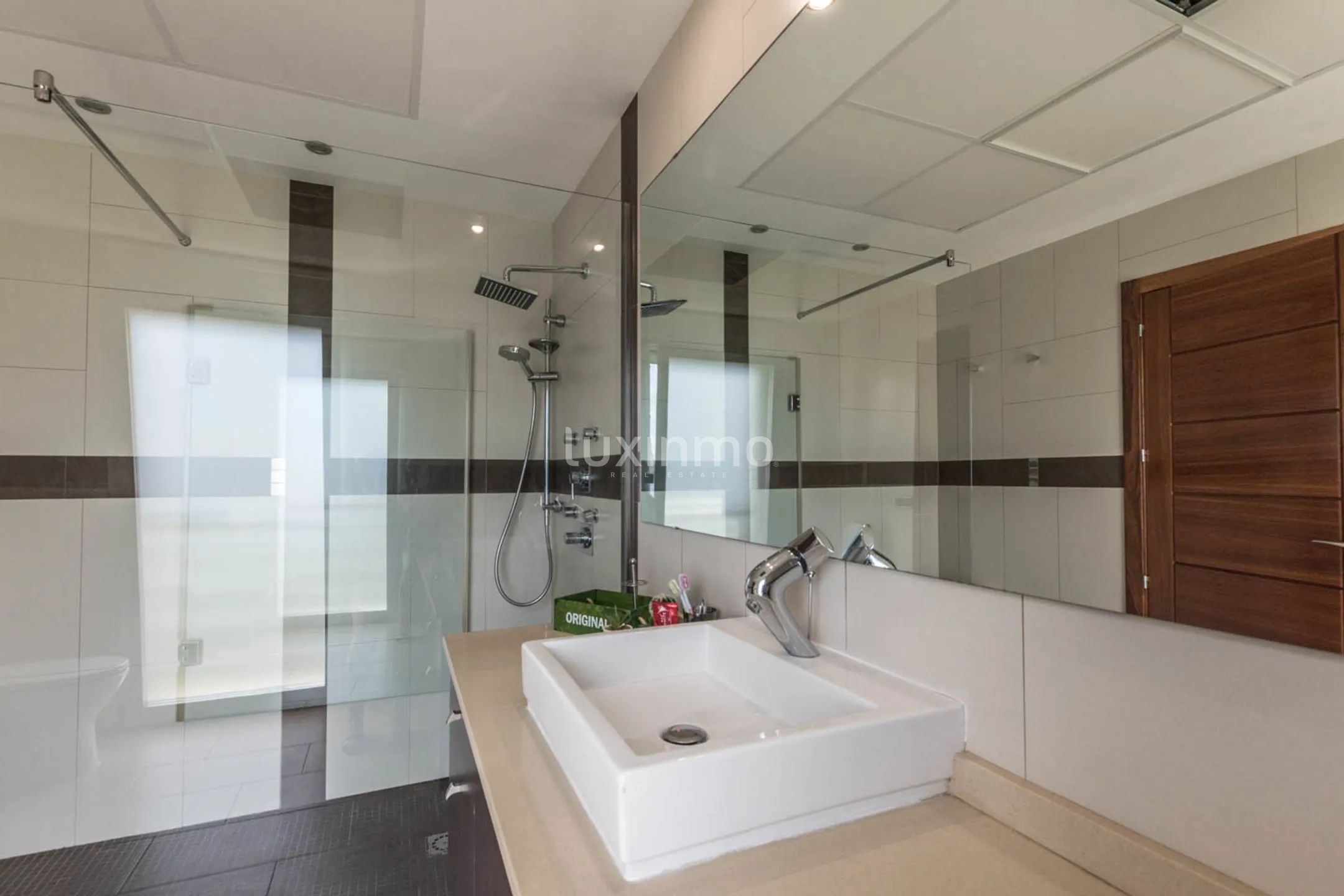 Chalet en primera línea de playa en alquiler en Calpe — photo 23