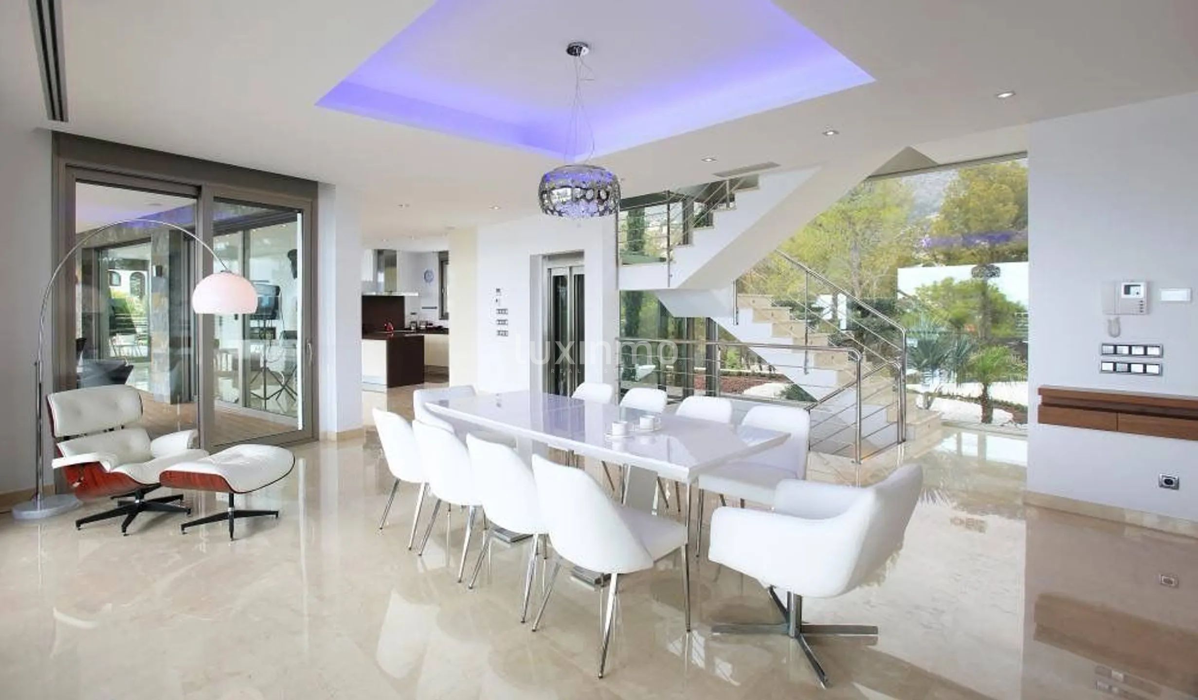 Fascinating luxury villa facing the sea for sale in Altea — photo 11