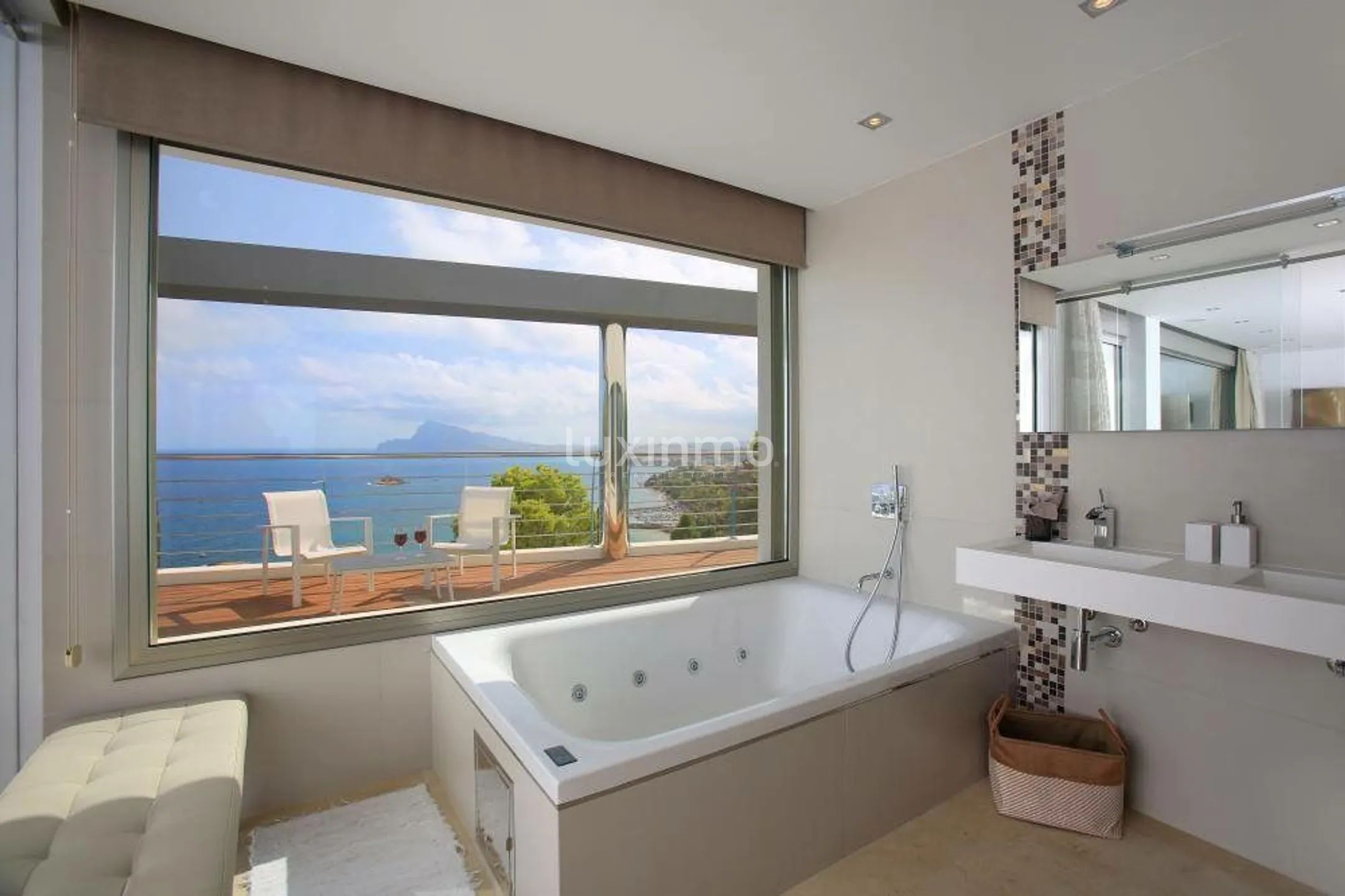 Fascinating luxury villa facing the sea for sale in Altea — photo 13