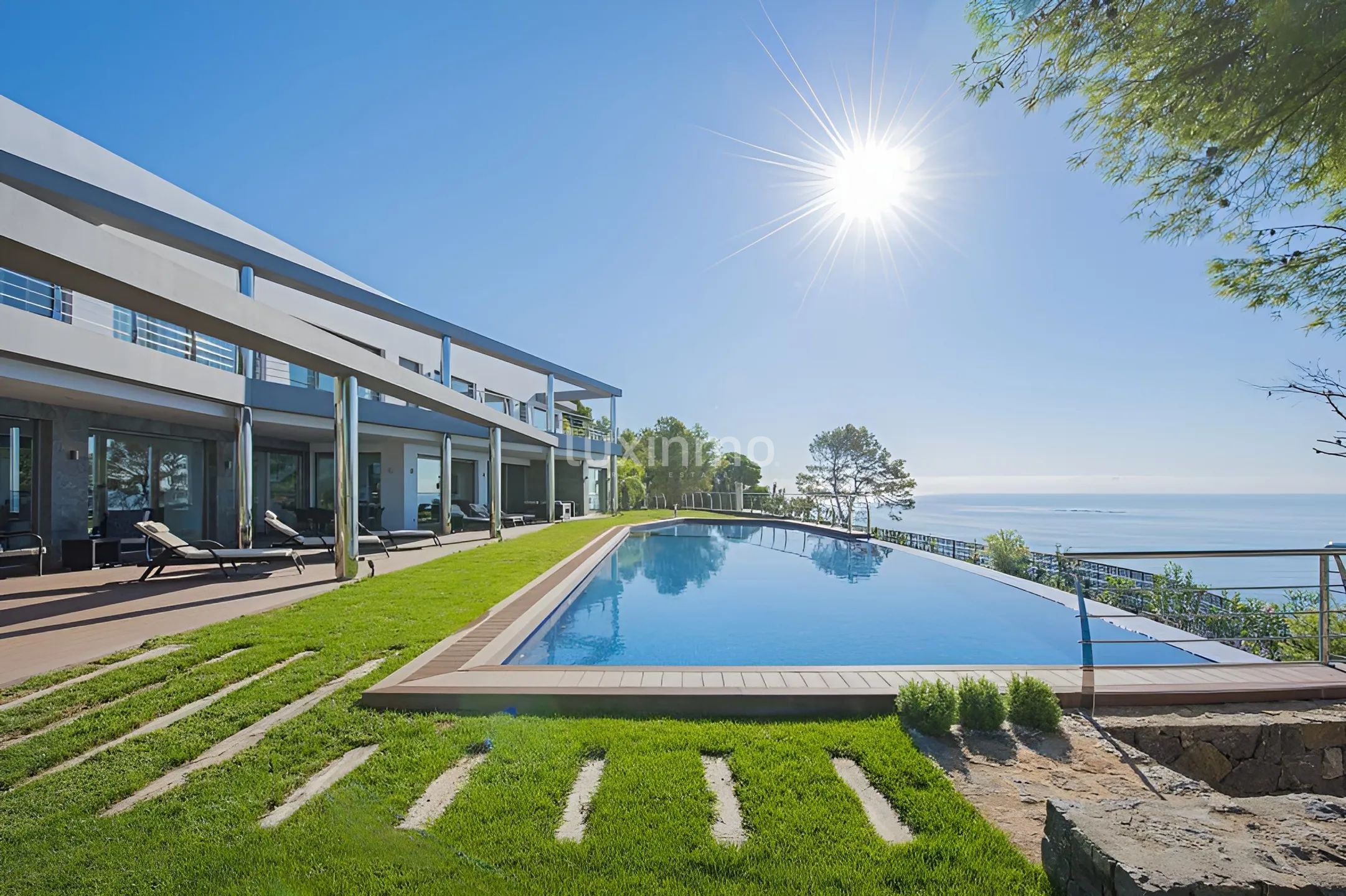 Faszinierende Luxusvilla mit Blick auf das Meer zum Verkauf in Altea