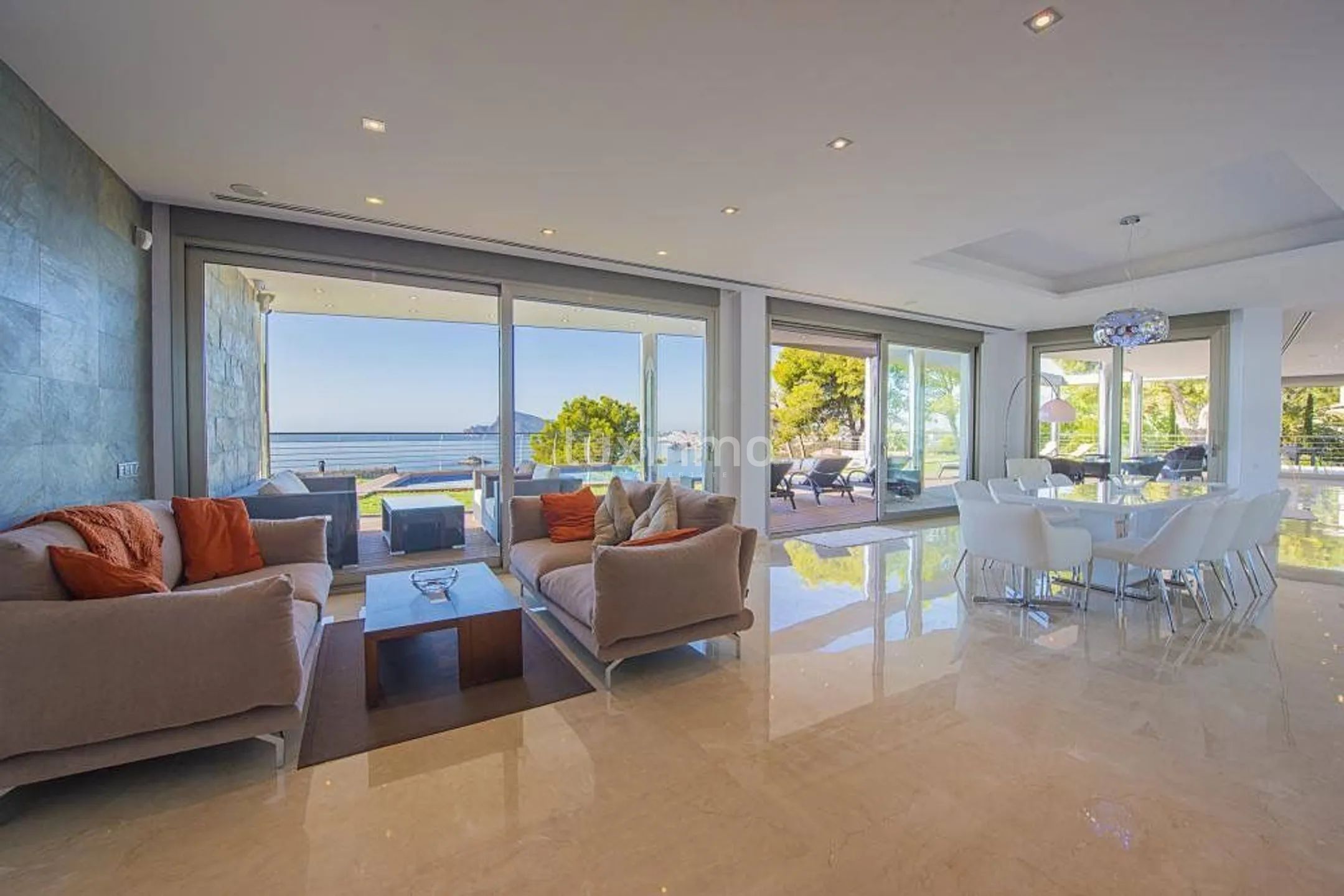 Fascinating luxury villa facing the sea for sale in Altea — photo 7