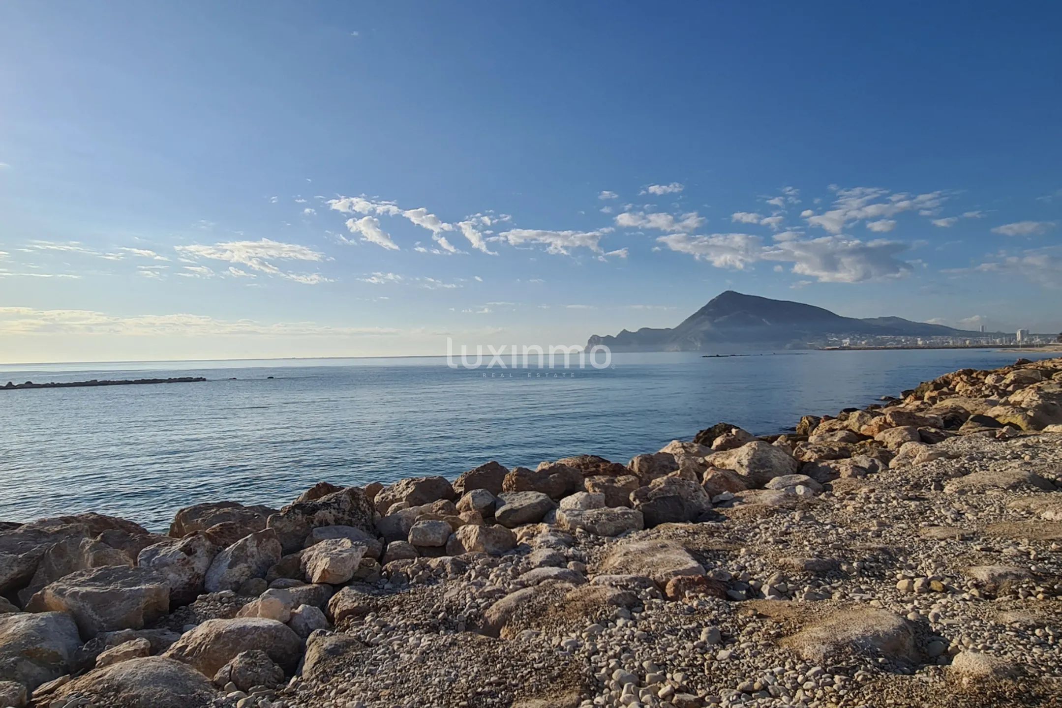 Fascinating luxury villa facing the sea for sale in Altea — photo 21
