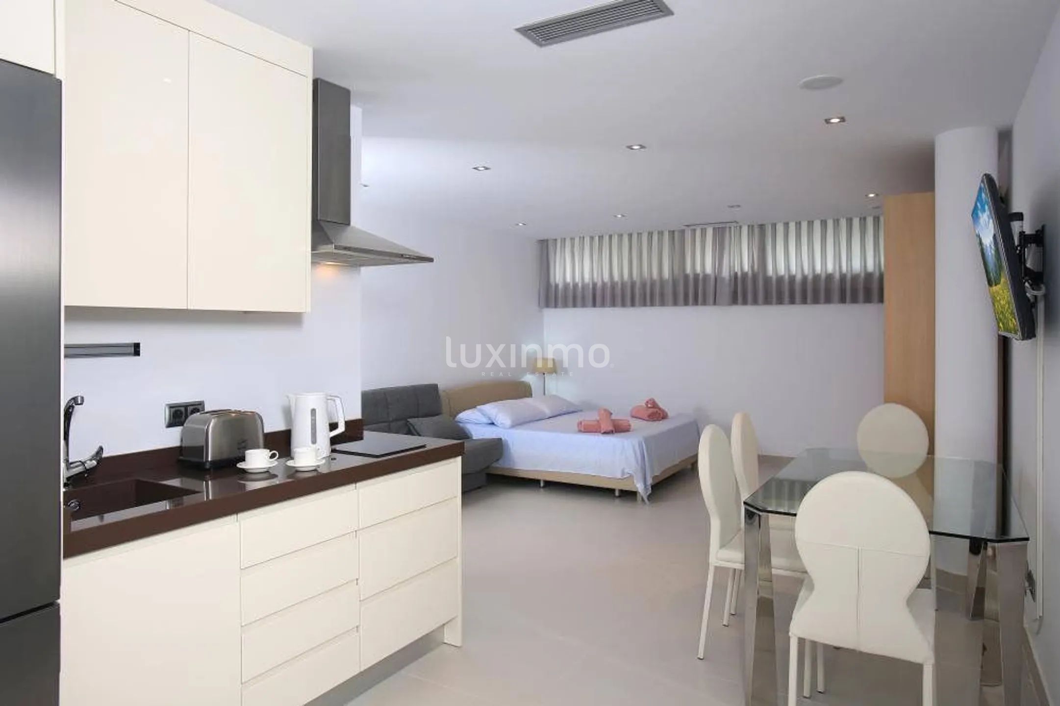 Fascinating luxury villa facing the sea for sale in Altea — photo 8