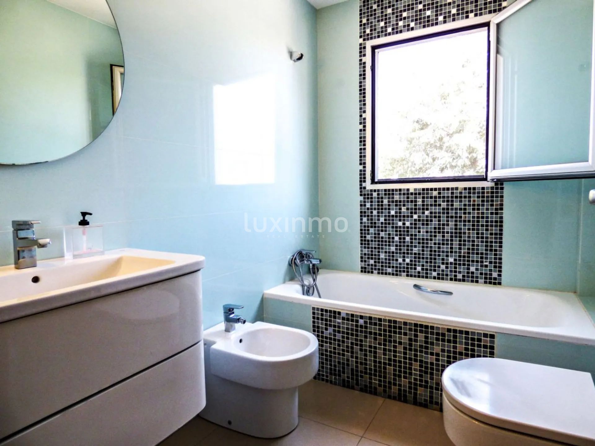 Contemporary villa with private garage for sale in Pego — photo 17