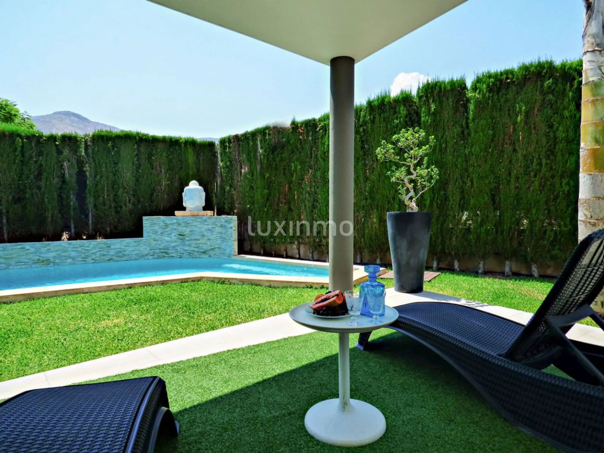 Contemporary villa with private garage for sale in Pego — photo 8