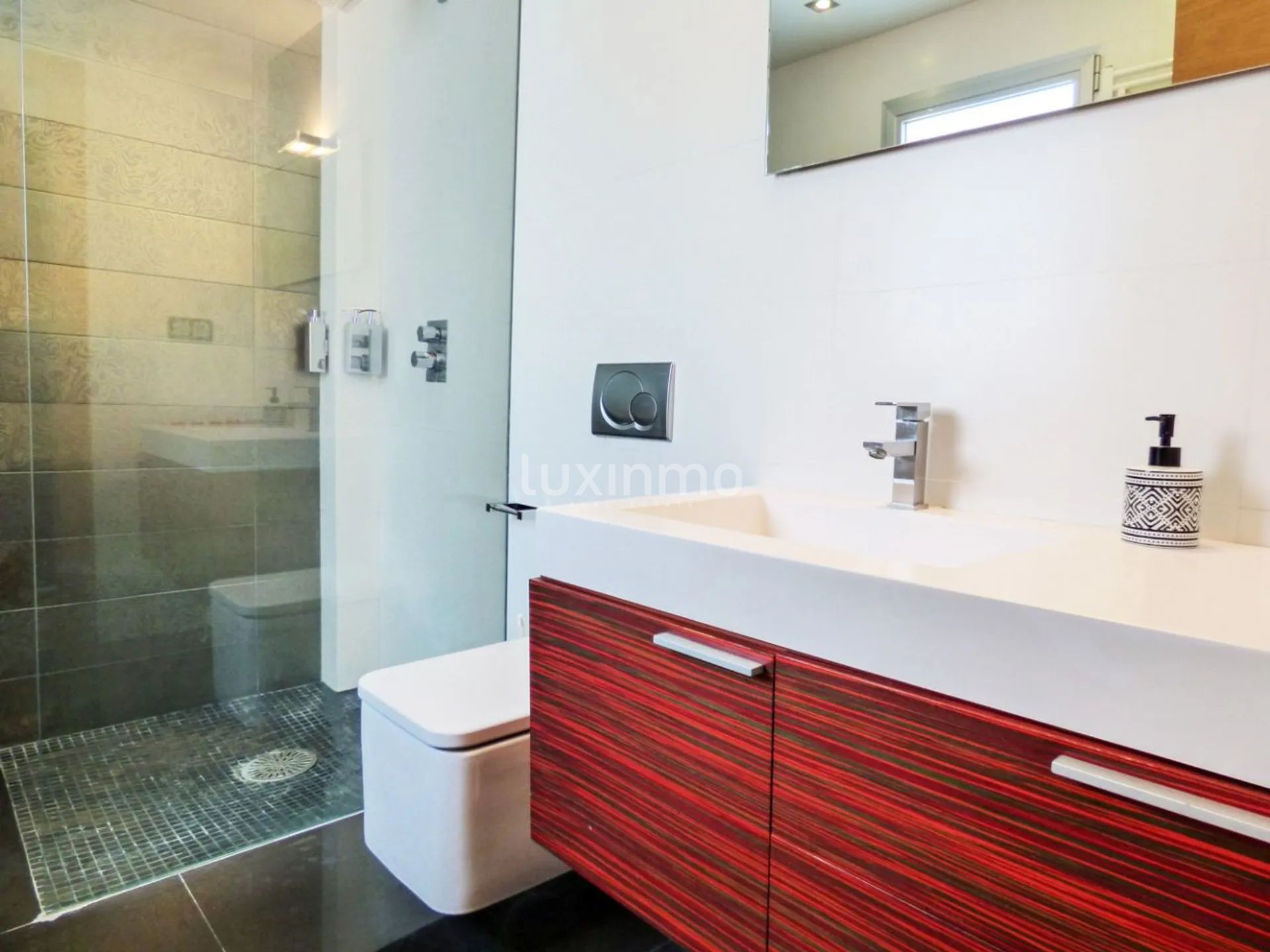 Contemporary villa with private garage for sale in Pego — photo 10