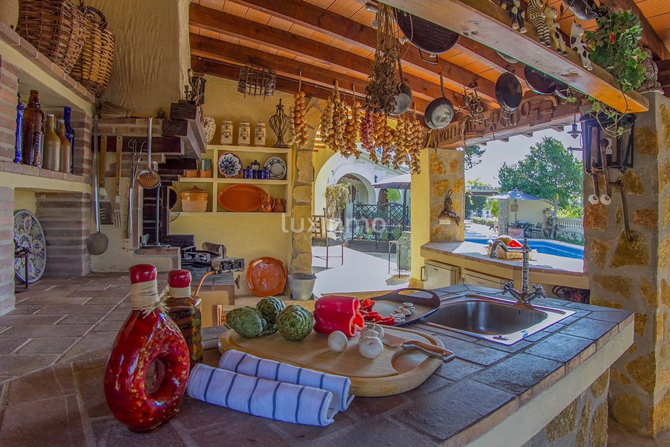 Mediterranean style villa with total privacy for sale in Calpe — photo 6