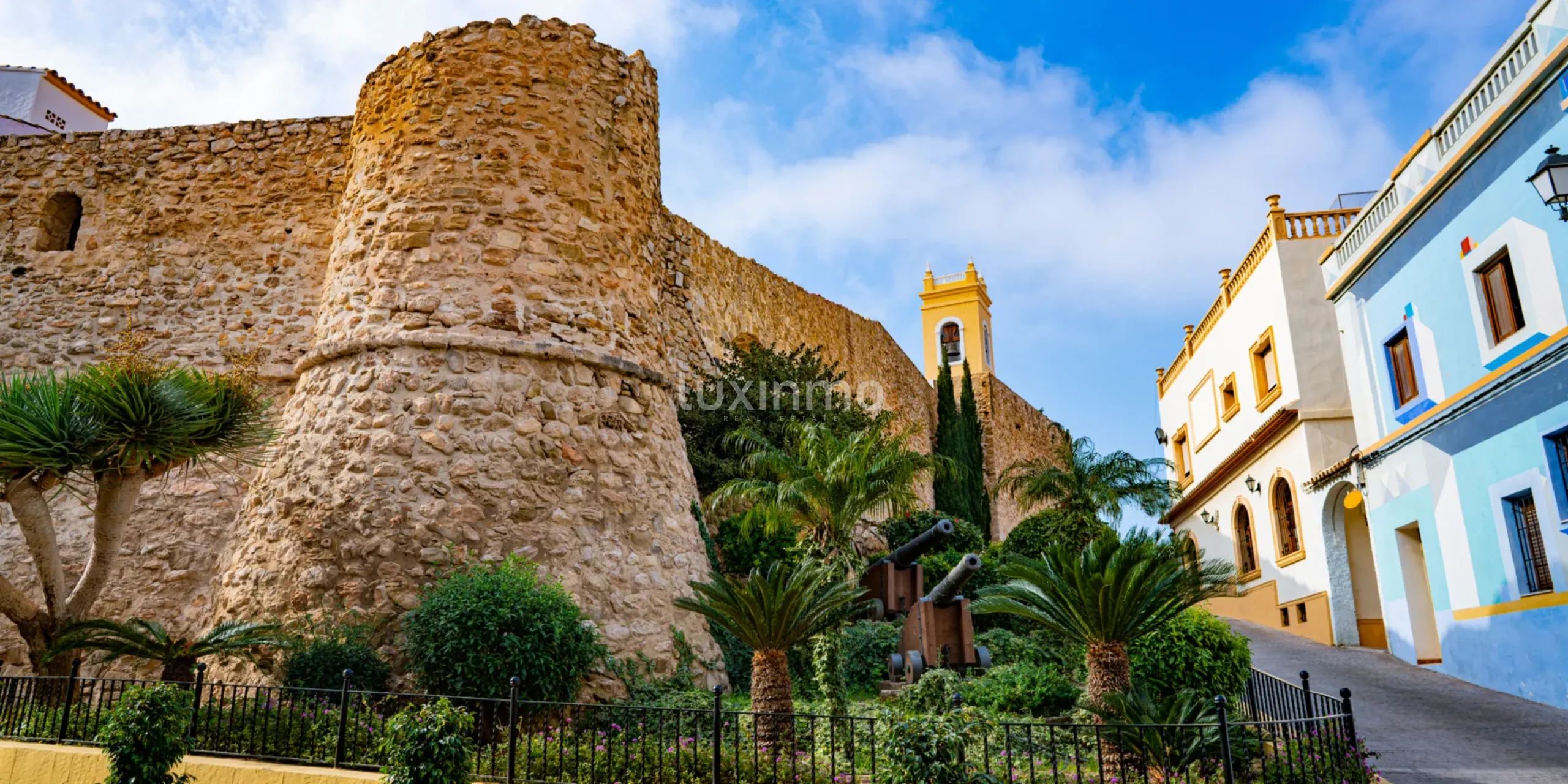 Mediterranean style villa with total privacy for sale in Calpe — photo 22