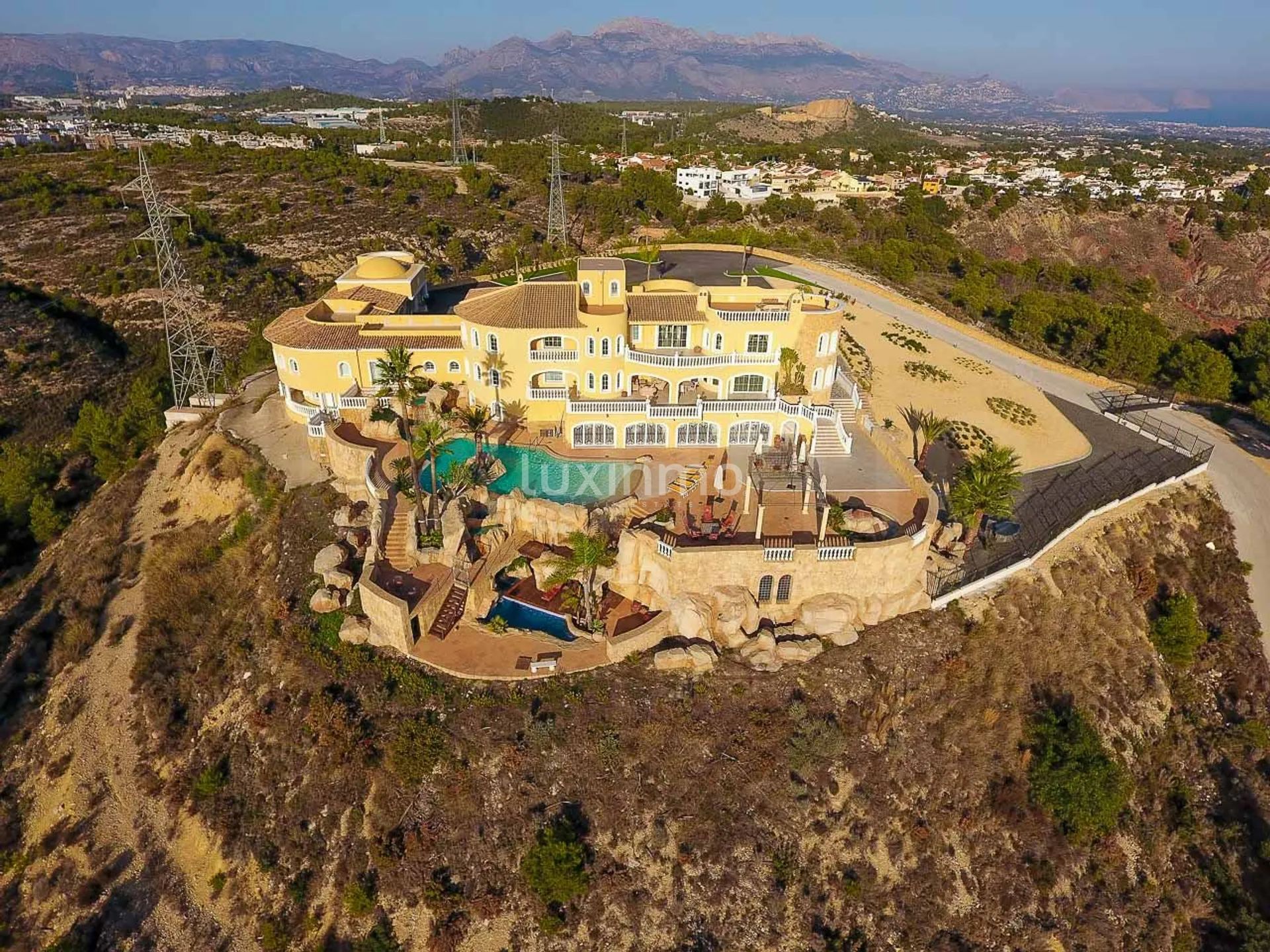 Villa de lujo situada en un lugar único en venta en La Nucia