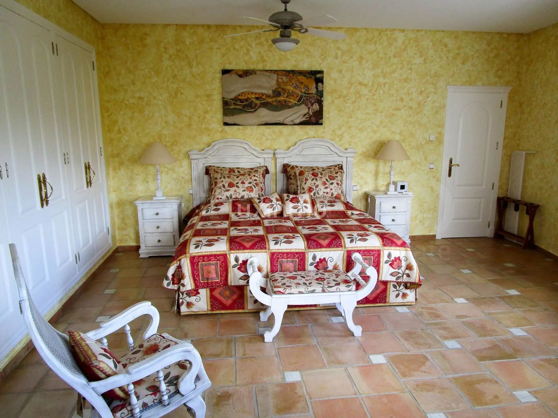 Luxus-Villa in einem einzigartigen Ort zum Verkauf in La Nucia — photo 17