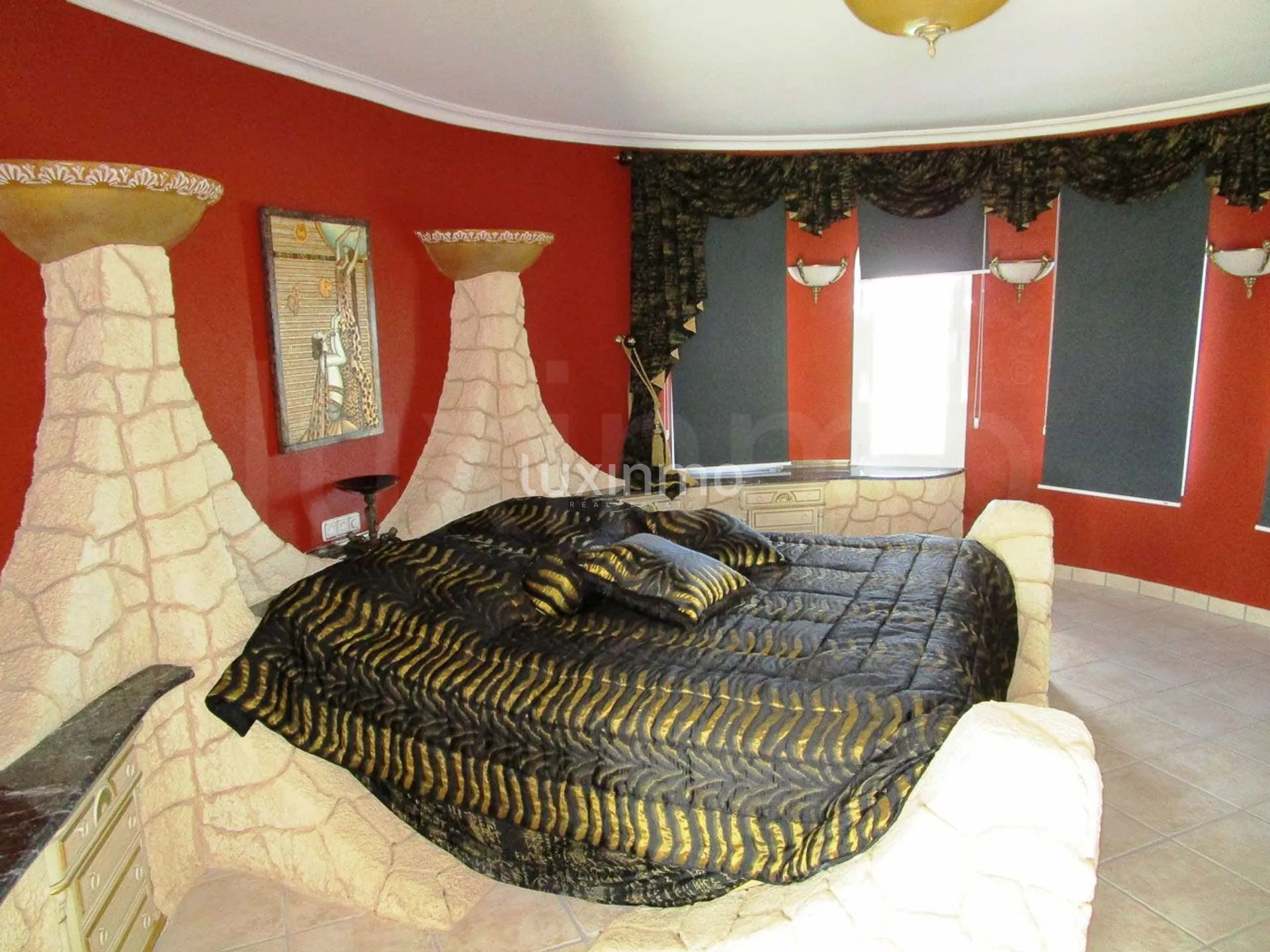 Lyxvilla belägen i en unik plats för försäljning i La Nucia — photo 24