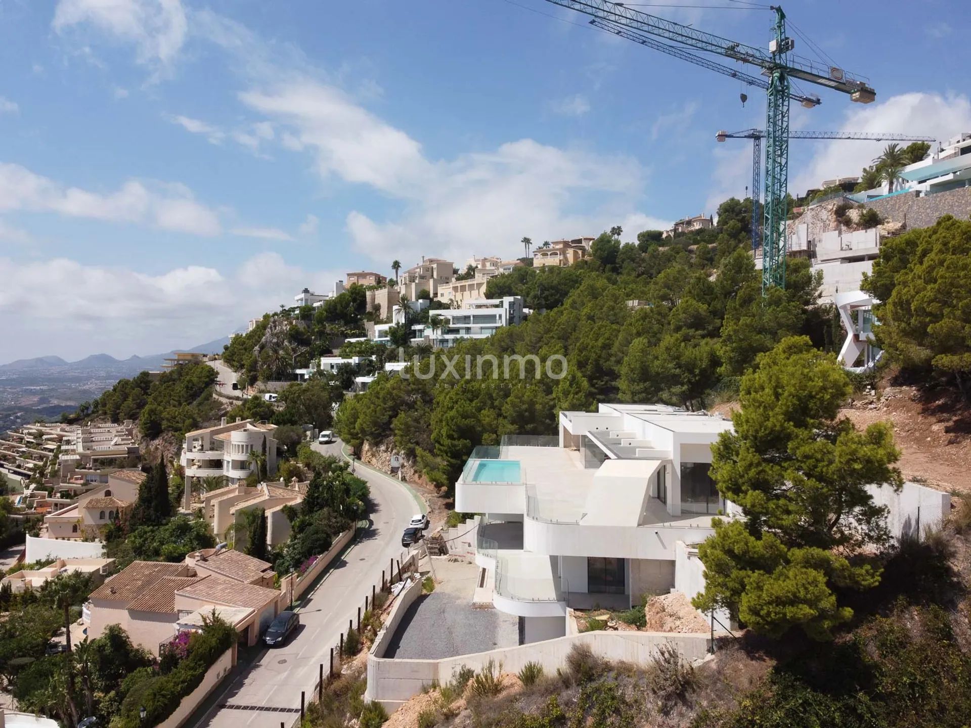 Luksusowa willa w zamkniętej urbanizacji Altea Hills — photo 7