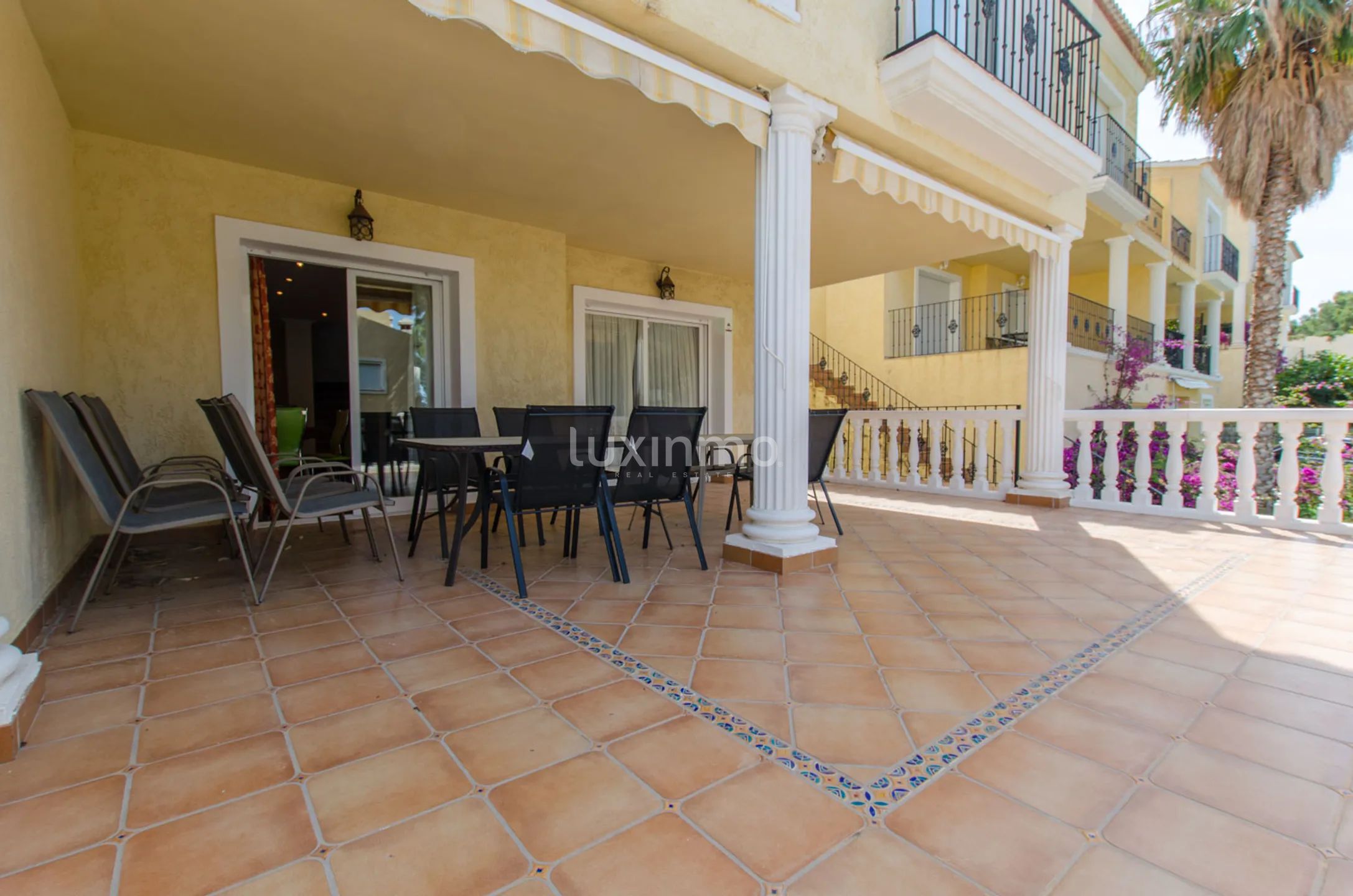 Semi fristående hus i lyx urbanisationen Altea Hills — photo 1