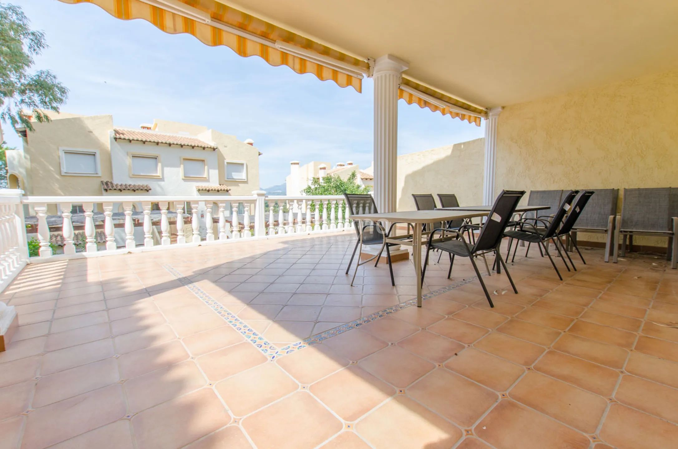 Semi fristående hus i lyx urbanisationen Altea Hills — photo 30