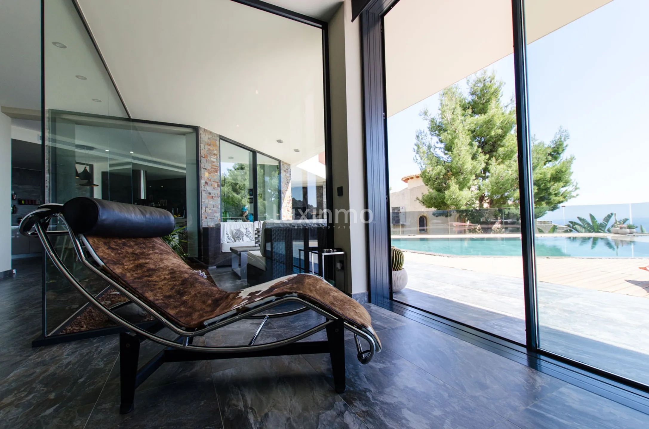 For sale luxury villa in the prestigious urbanization Altea Hills — photo 12