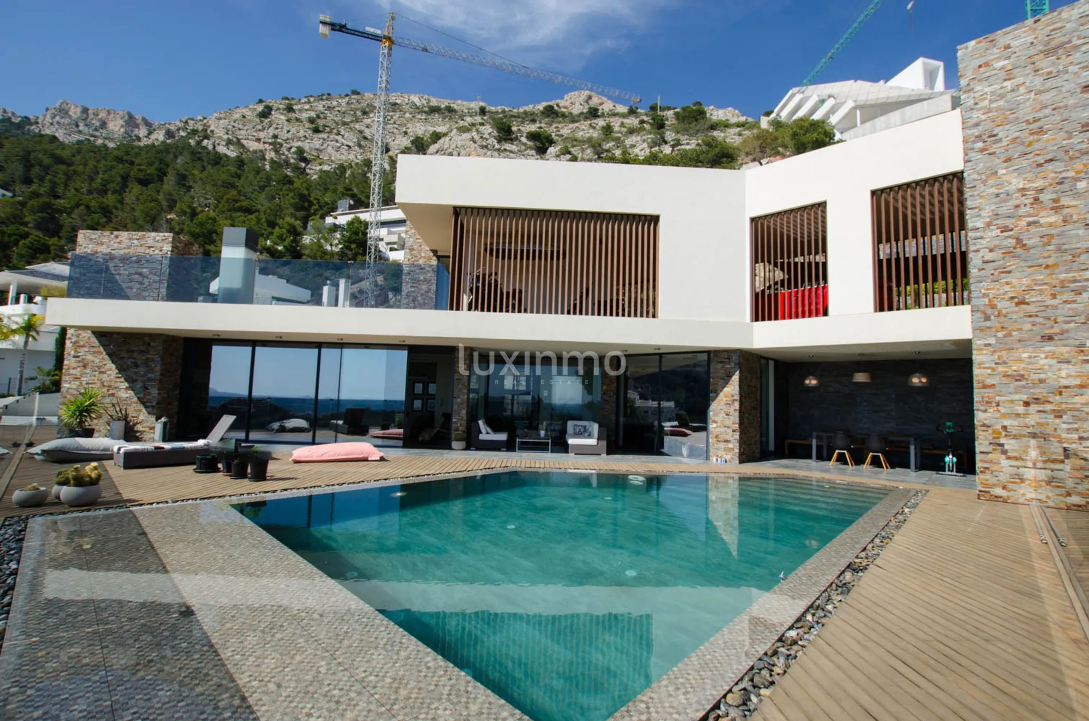 For sale luxury villa in the prestigious urbanization Altea Hills — photo 2