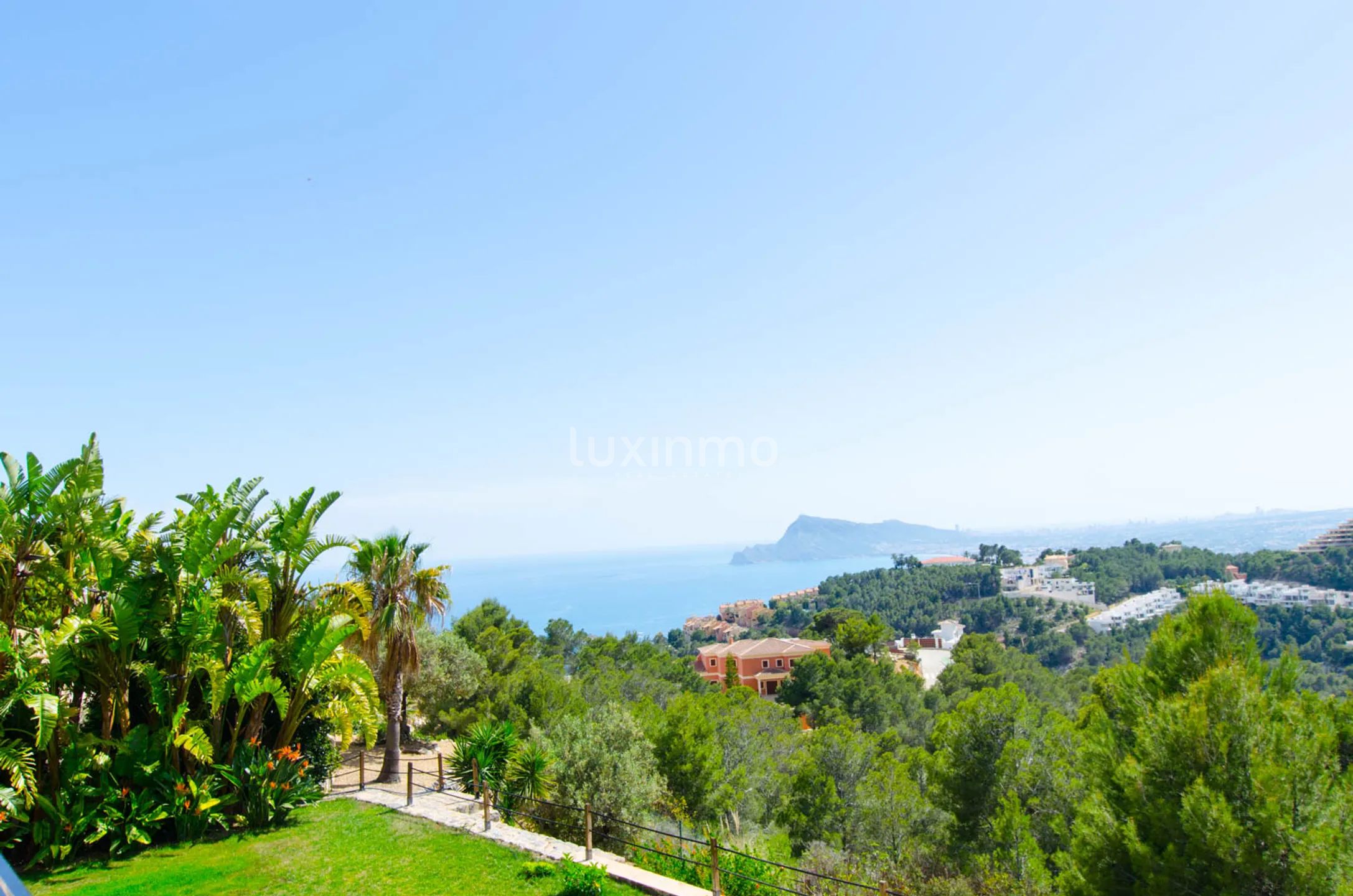 For sale luxury villa in the prestigious urbanization Altea Hills — photo 5