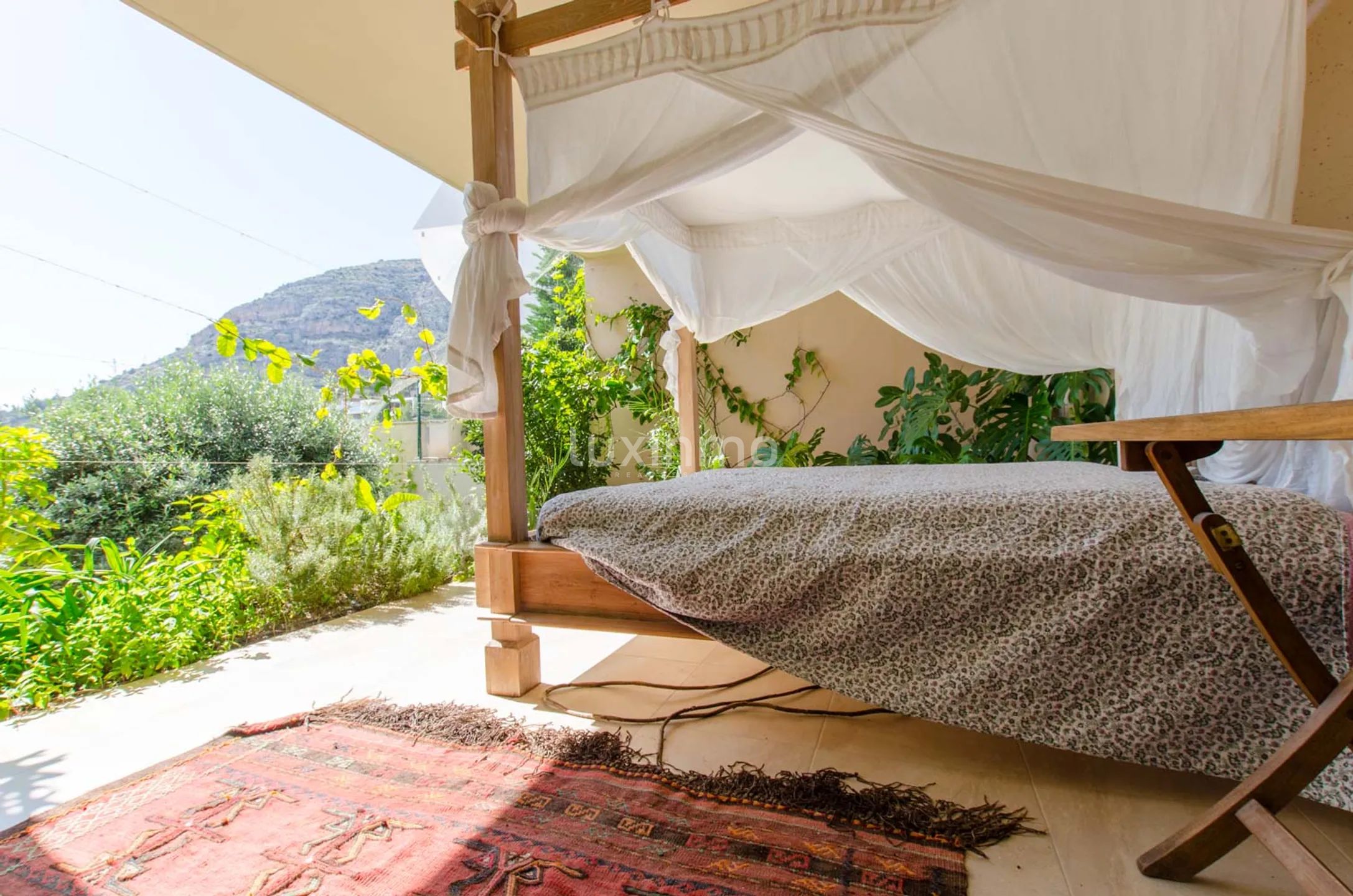 Se vende chalet de lujo en la prestigiosa urbanización Altea Hills — photo 59