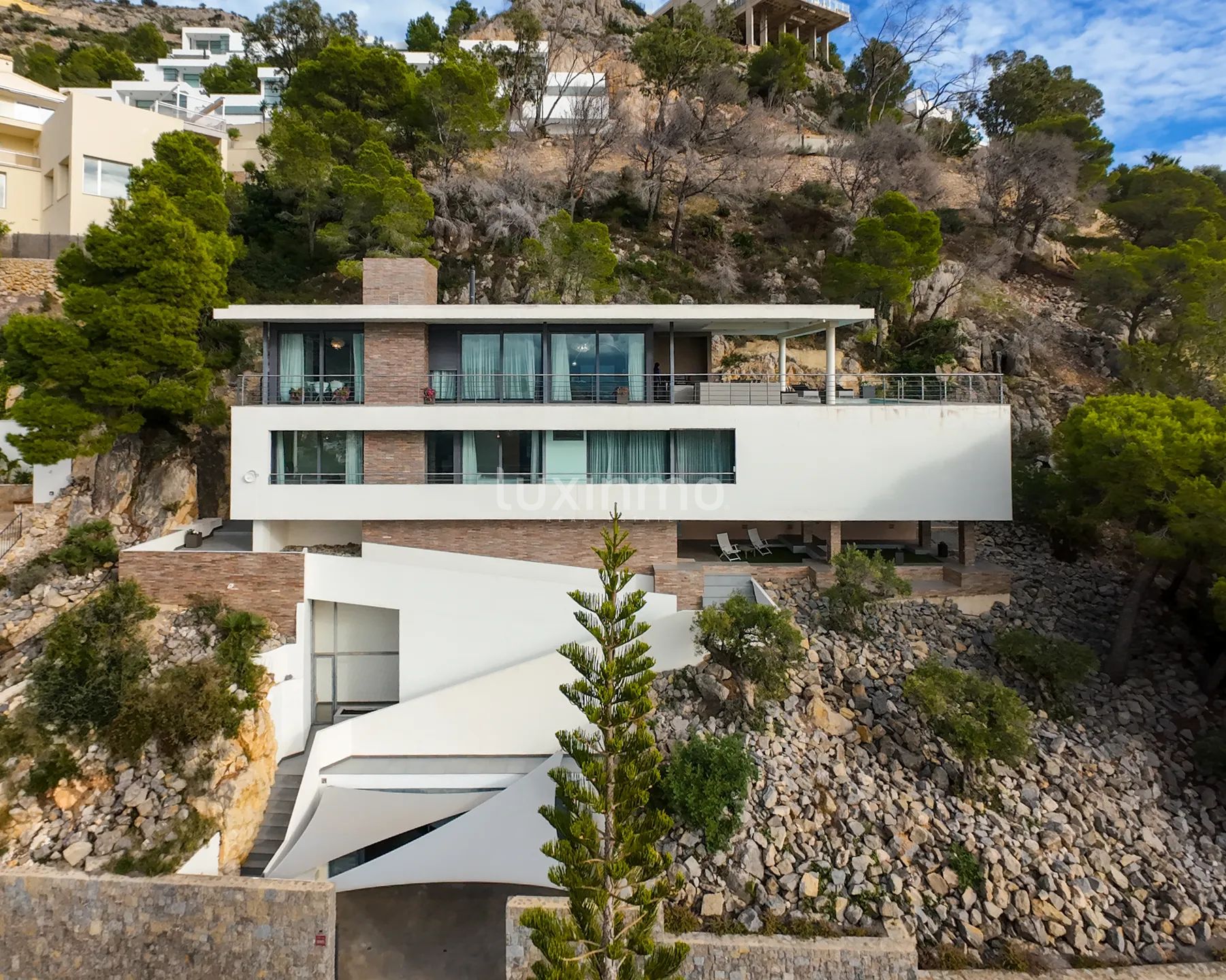 Modern Villa in Altea Hills with sea view