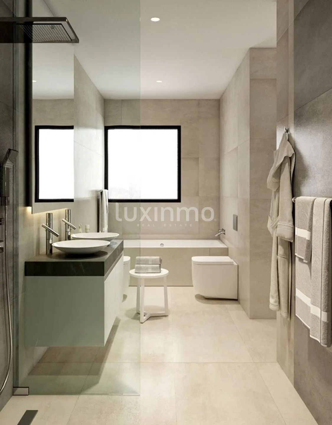 Nieuwe moderne villa in de bouw met uitzicht op de zee — photo 5