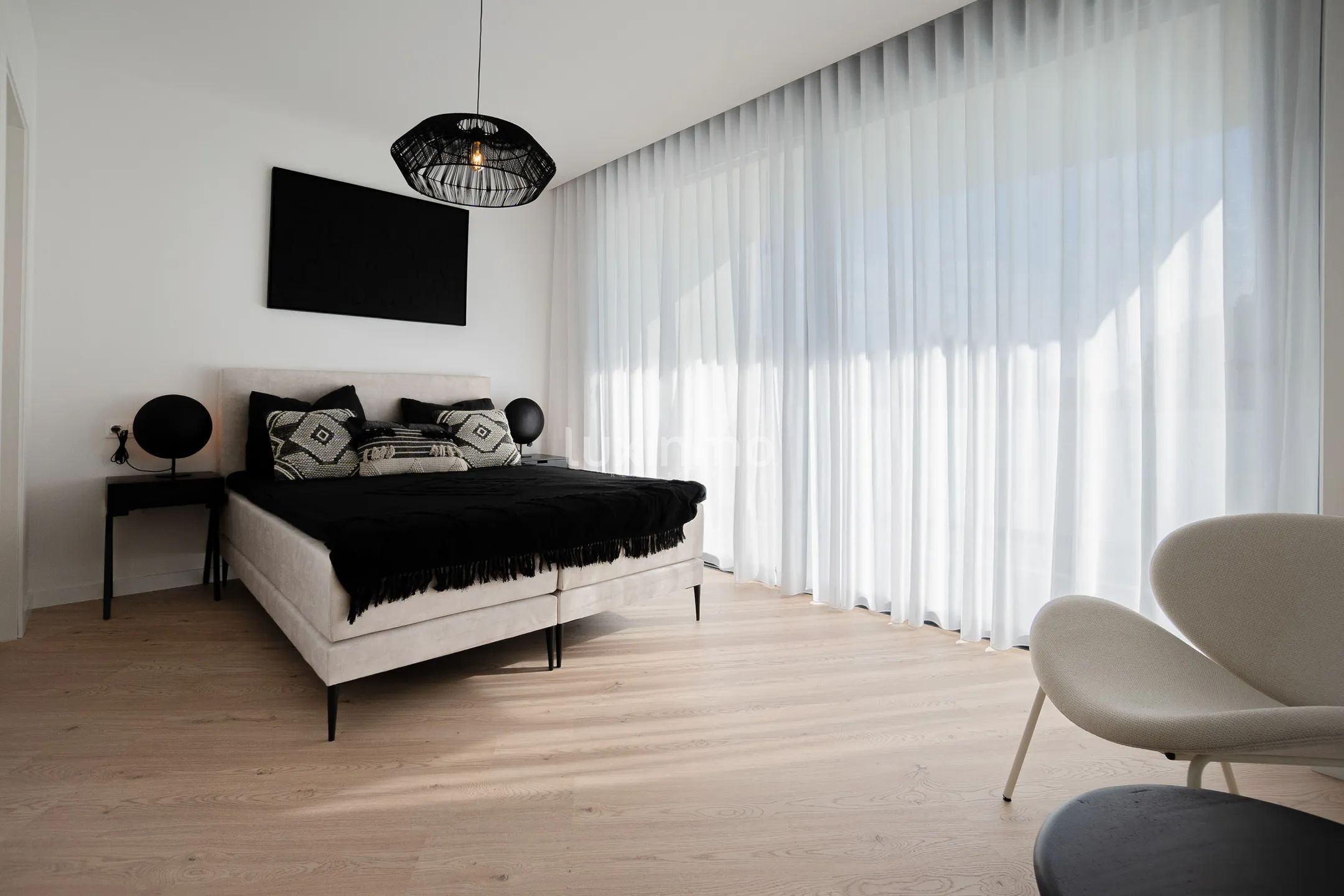 Detached villa in the urbanization of Sierra Cortina — photo 13