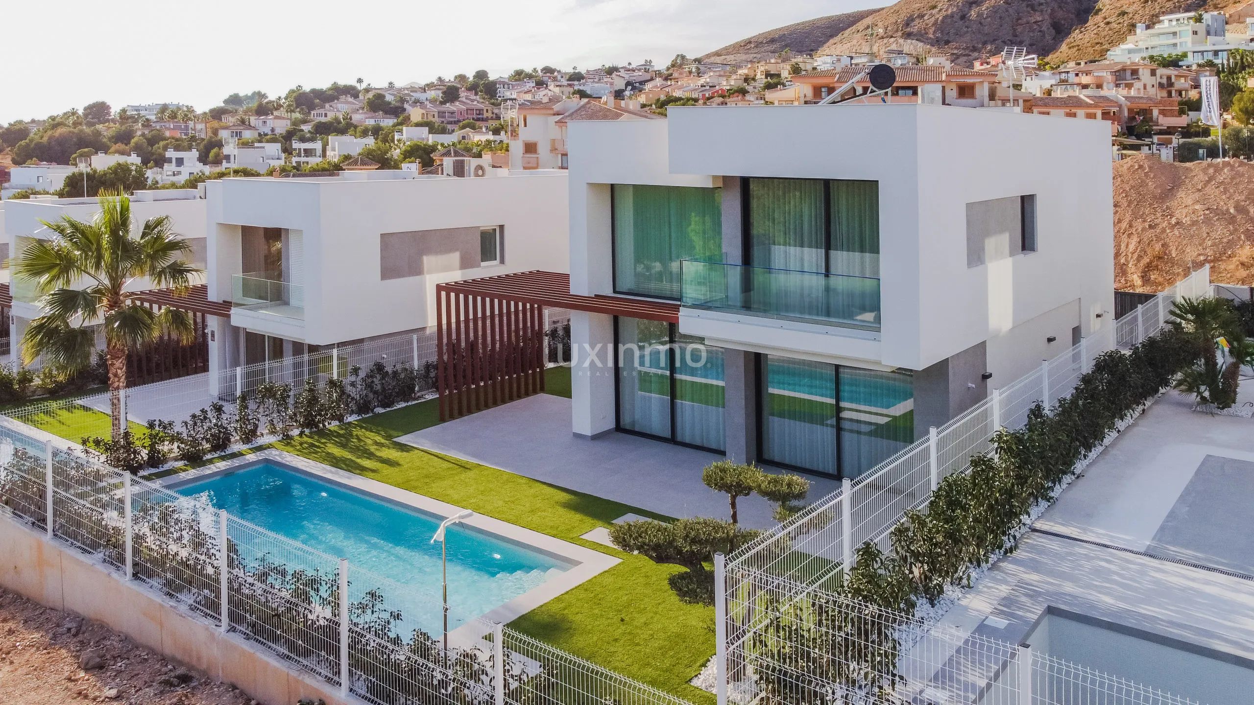 Detached villa in the urbanization of Sierra Cortina — photo 20