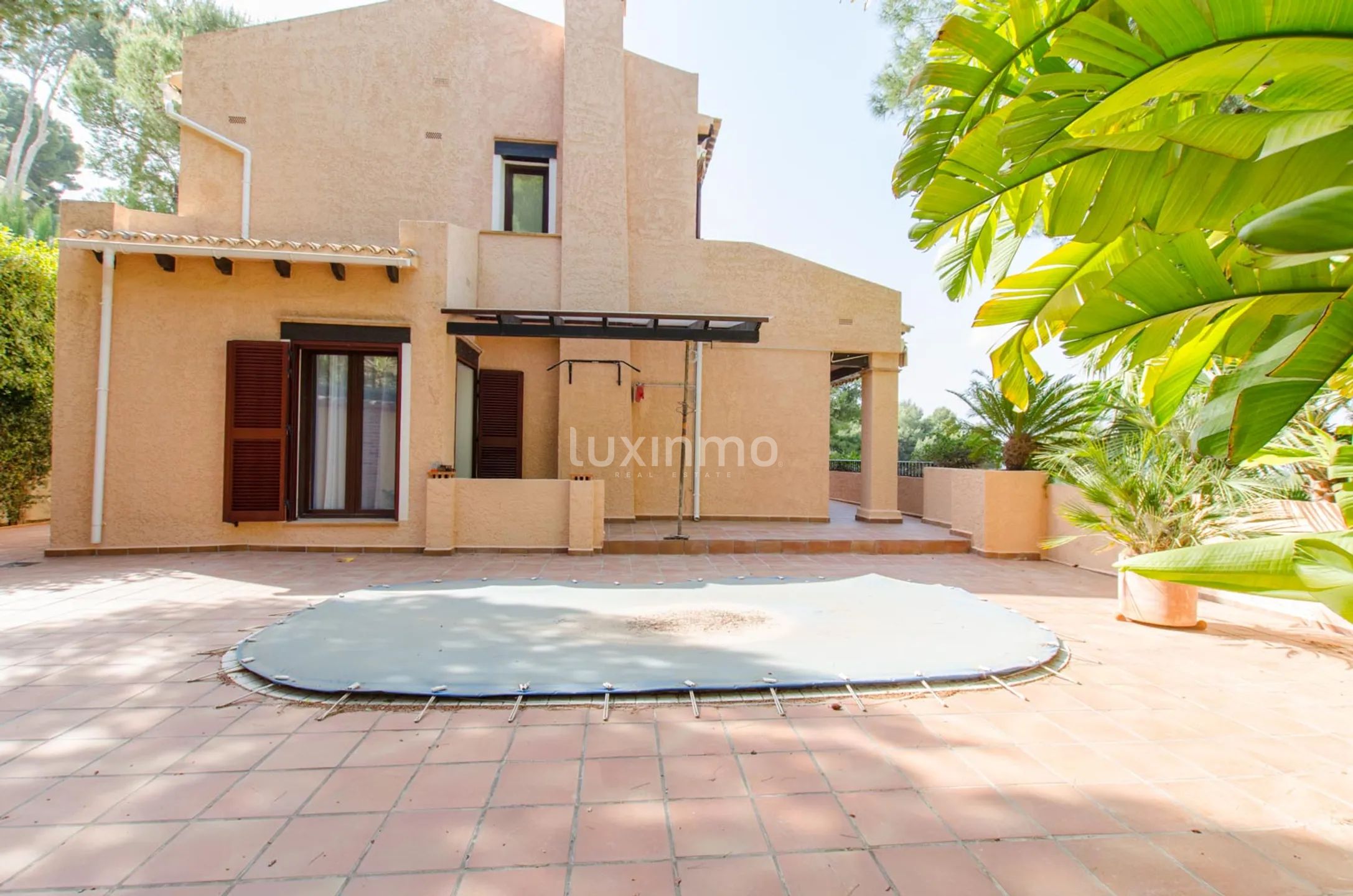Een huis met tuin en zwembad voor langere tijd te huur in Altea Hills — photo 1