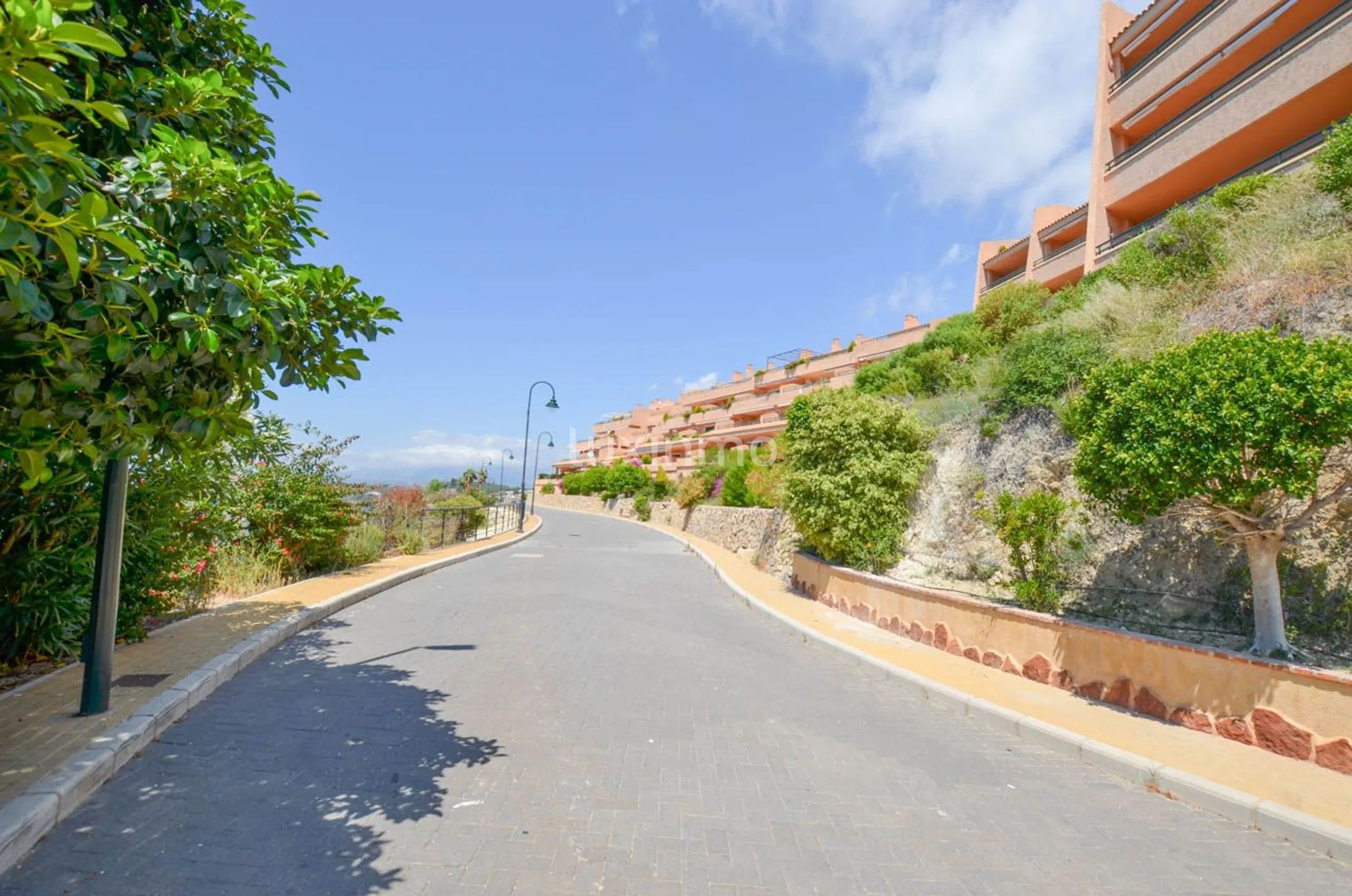 Apartamento soleado en primera línea de playa en Mascarat Altea — photo 21
