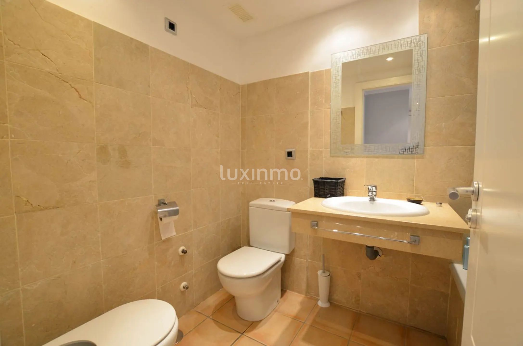 Apartamento soleado en primera línea de playa en Mascarat Altea — photo 10