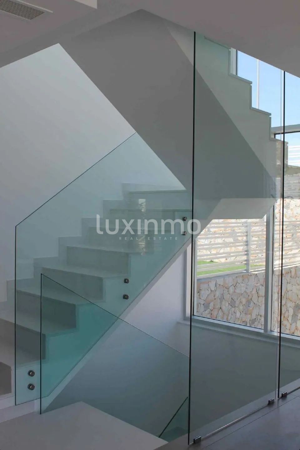 Nowoczesny dom w kompleksie mieszkalnym w Balcón de Finestrat — photo 8