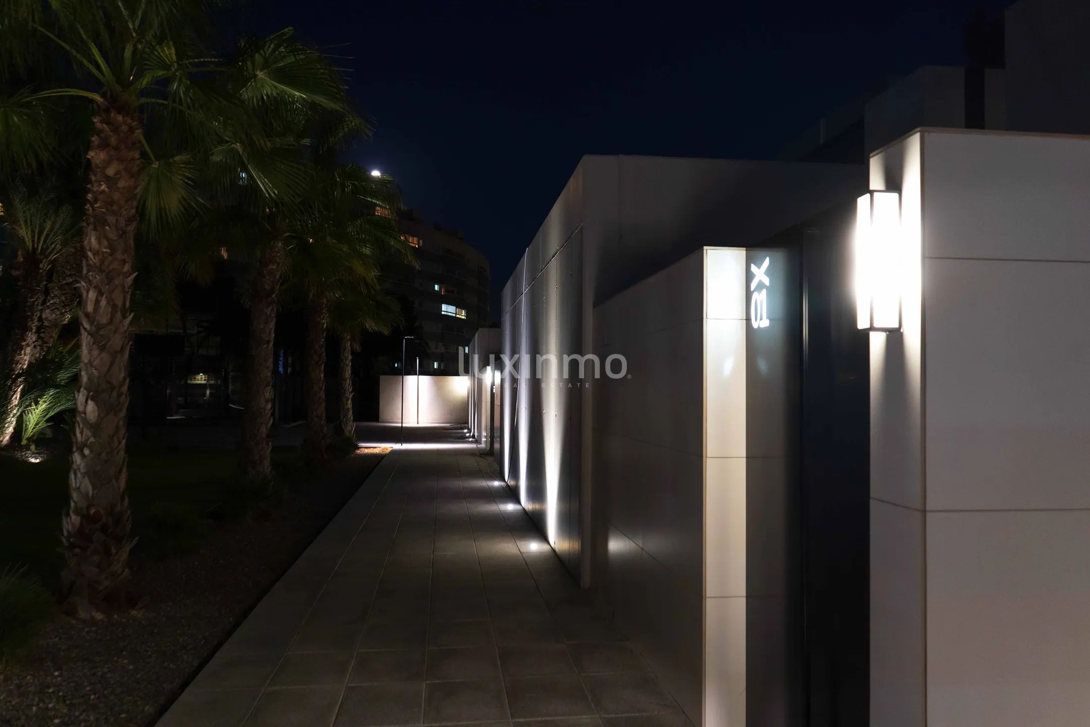 Вилла на первой береговой линии в Кампейо Аликанте — photo 37