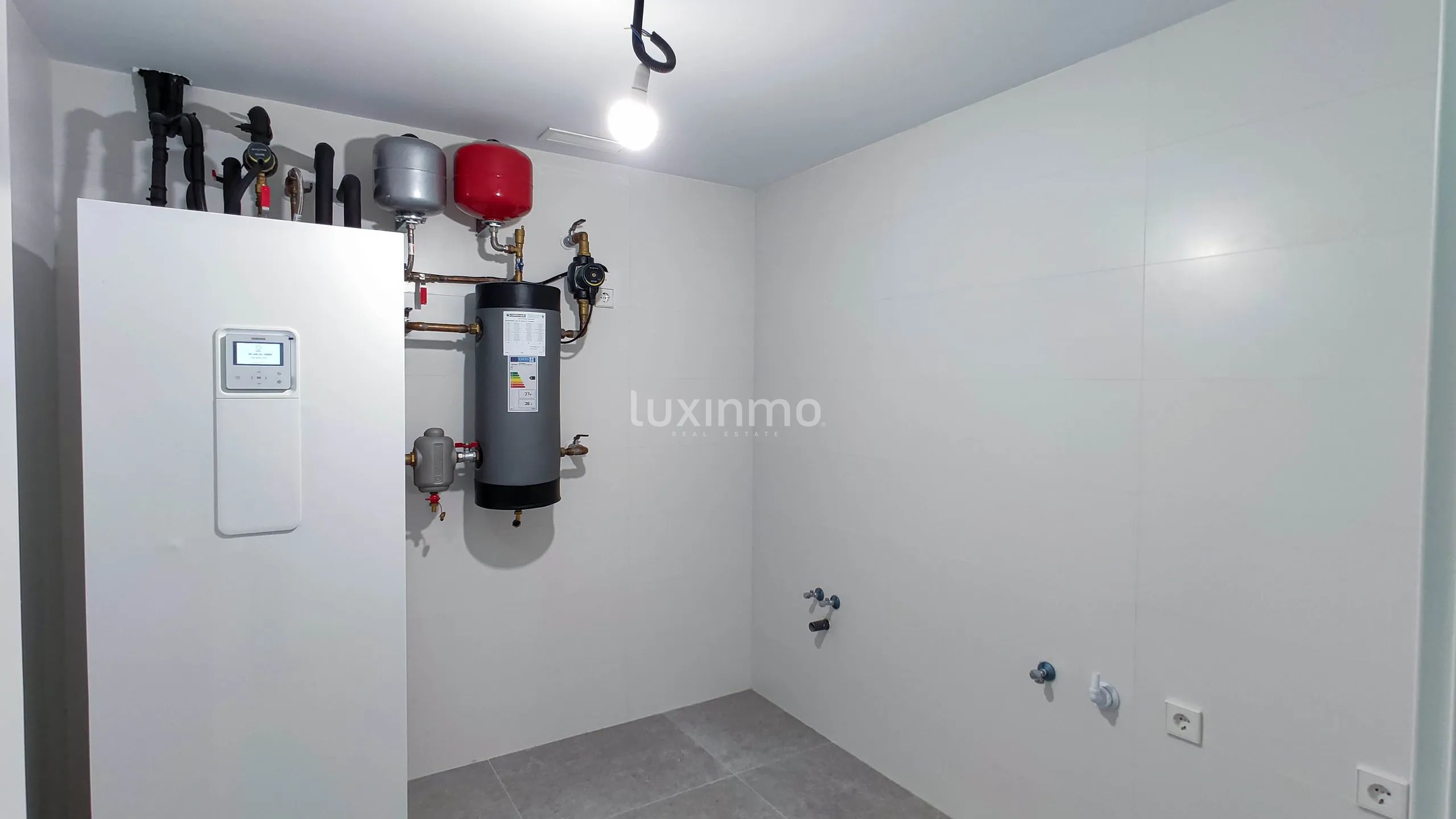 Вилла на первой береговой линии в Кампейо Аликанте — photo 18