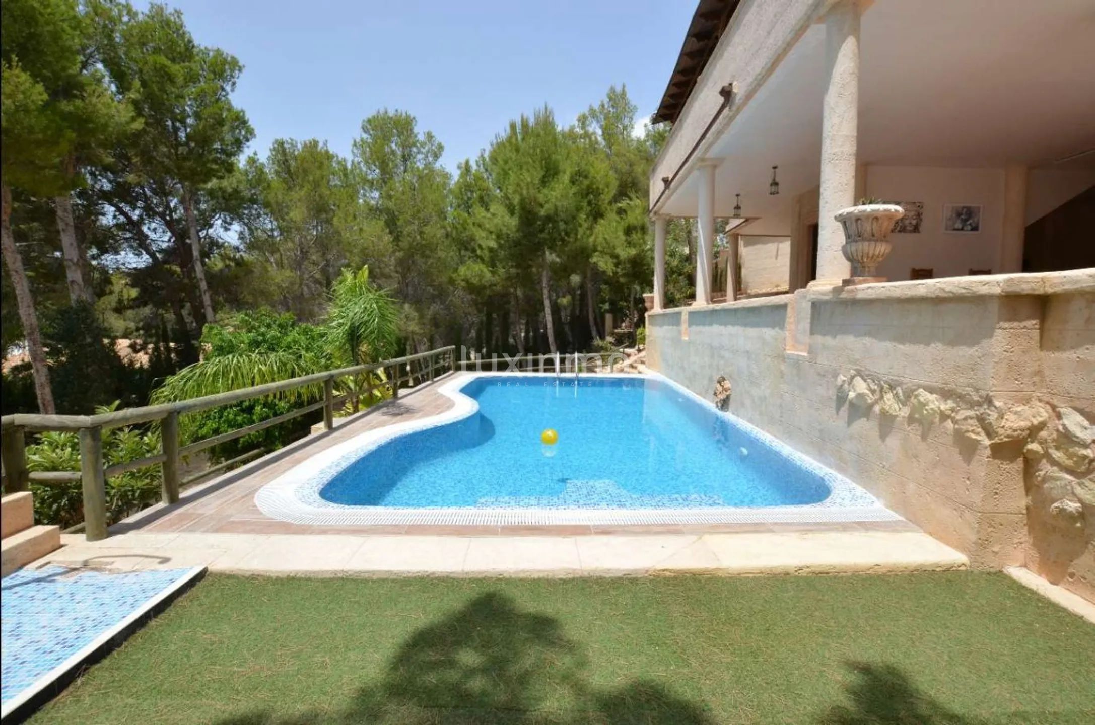 Till salu fyra sovrum mysig Villa i Altea La Vella — photo 34