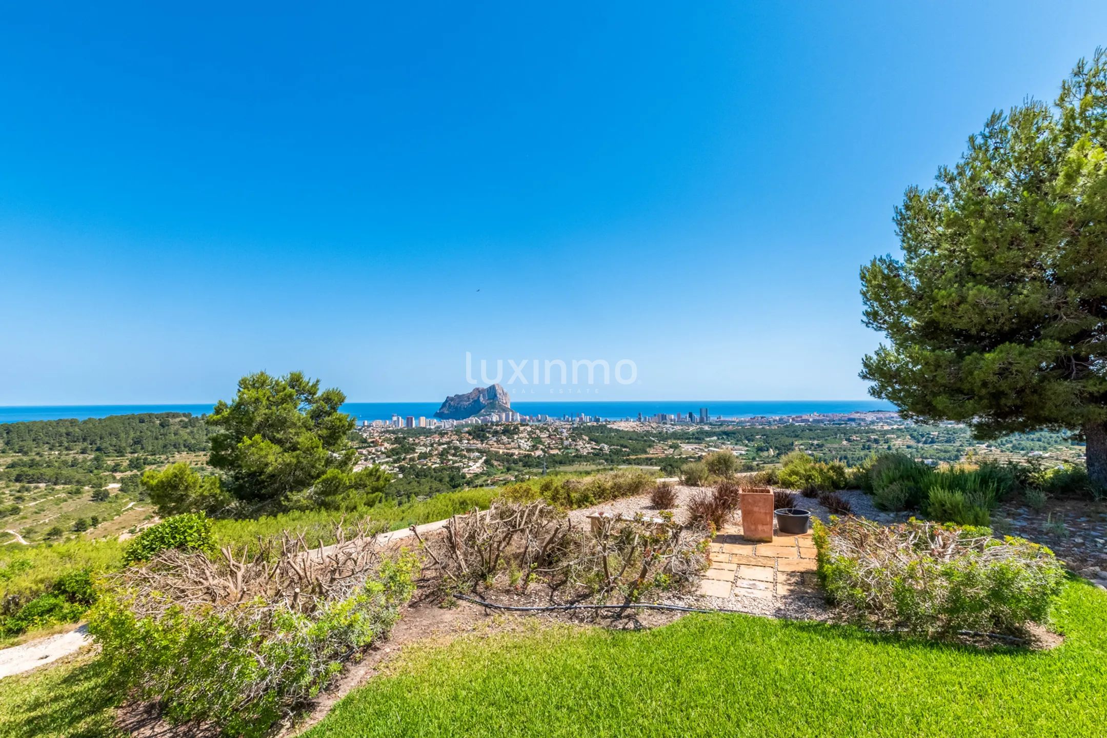 For salg eksklusiv Villa i Calpe med panoramautsikt — photo 43