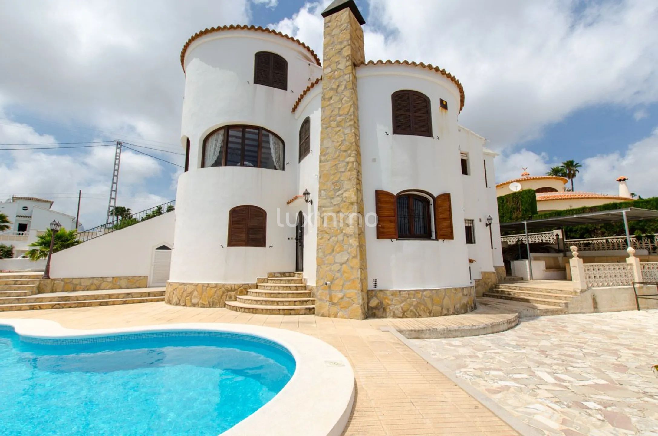 For sale a beautiful reformed rustic house in Calpe