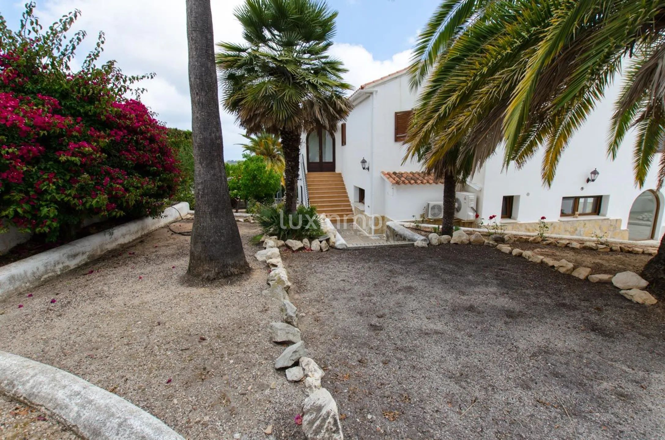 For sale a beautiful reformed rustic house in Calpe — photo 32