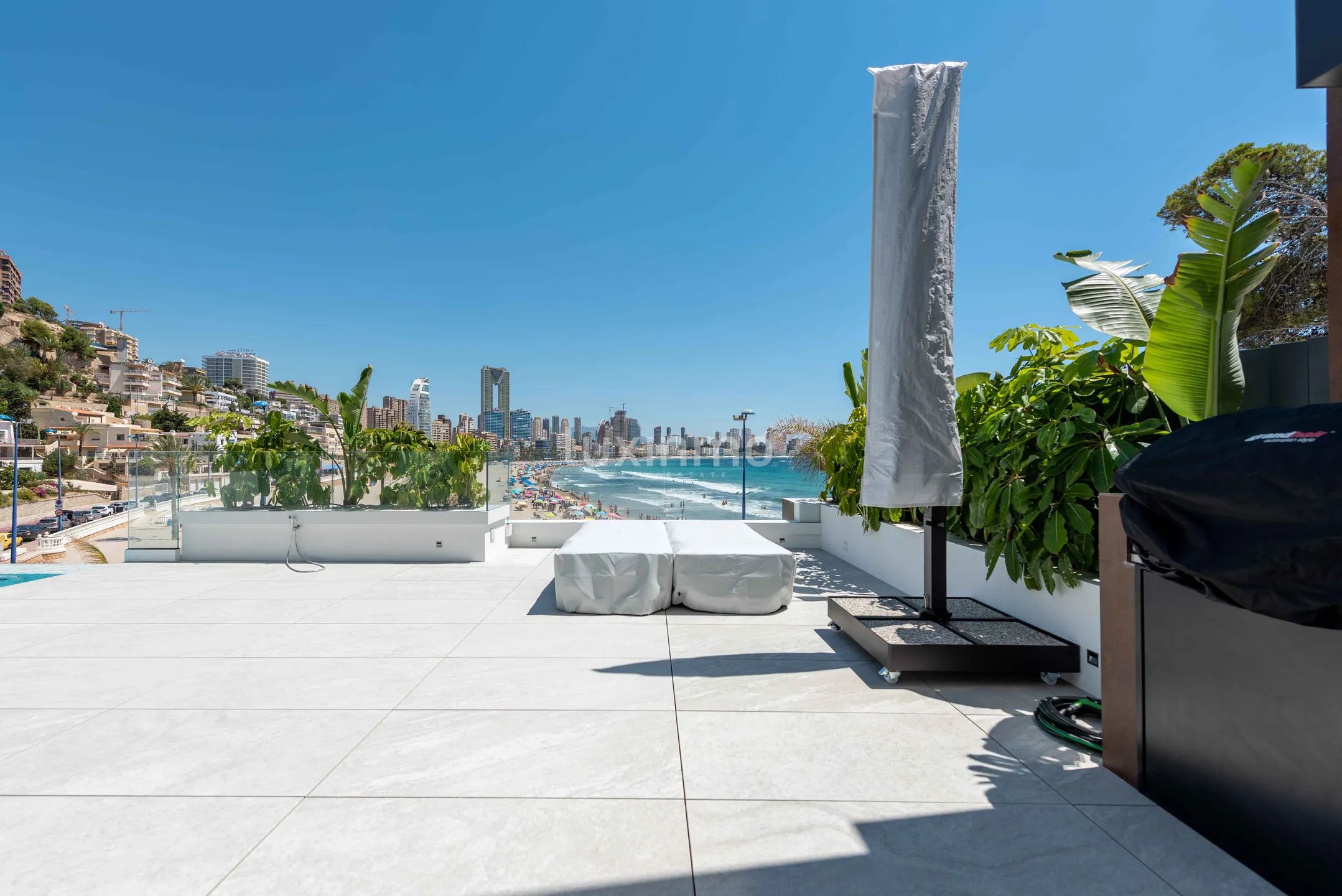 Nouveaux appartements à vendre sur le front de mer à Benidorm — photo 9