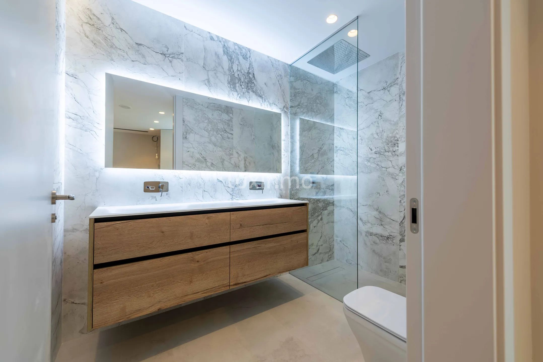 Nouveaux appartements à vendre sur le front de mer à Benidorm — photo 17