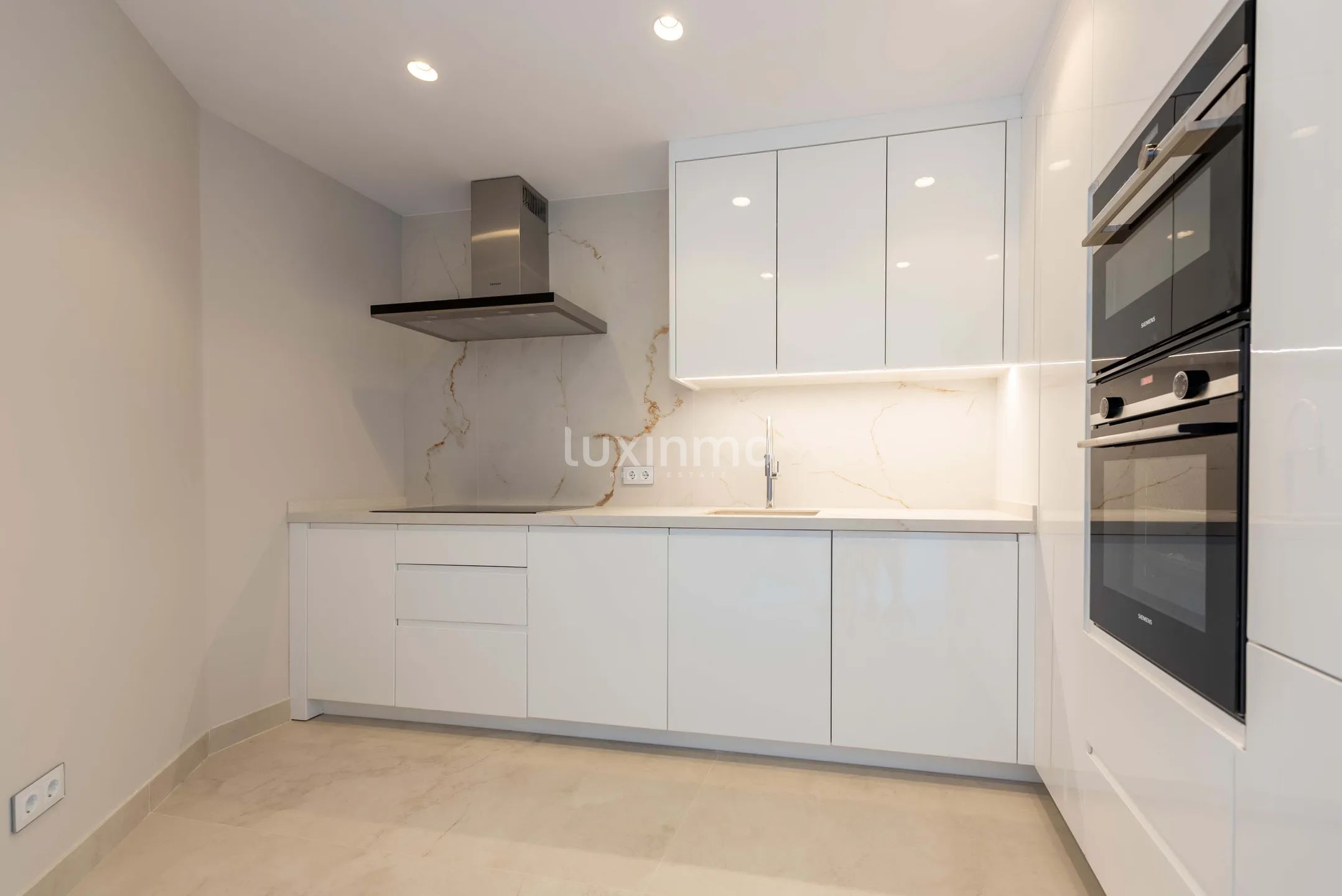 Nouveaux appartements à vendre sur le front de mer à Benidorm — photo 24