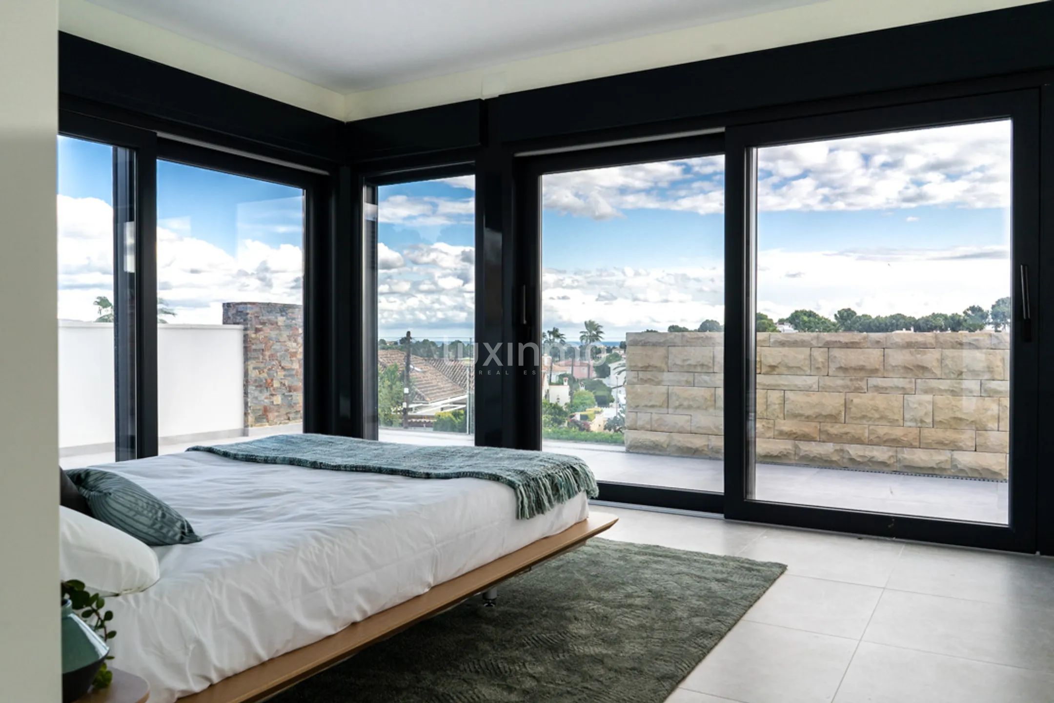 Belle villa de luxe flambant neuve à vendre à Foia Blanca — photo 32